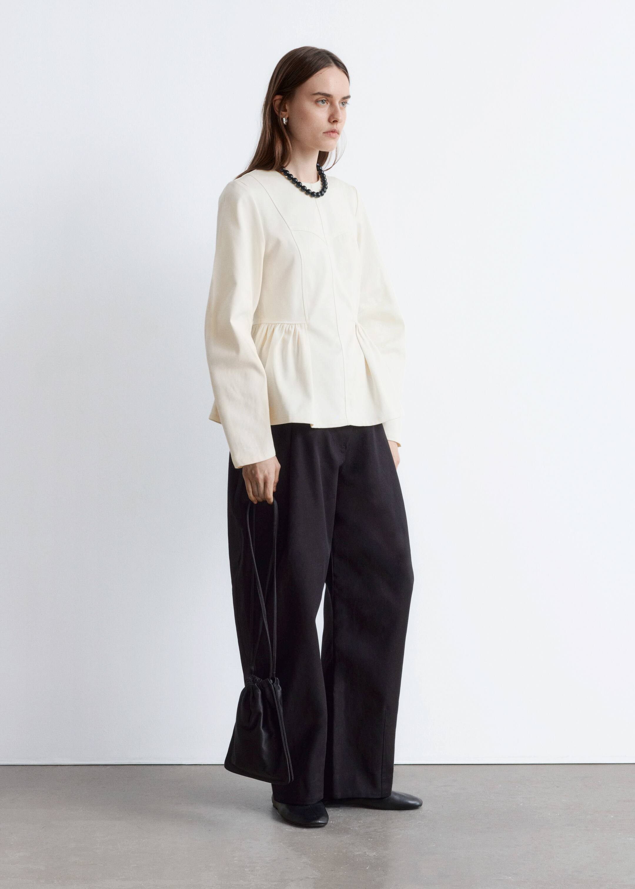 Näytä suurempi kuva: Puuvillapusero peplum-helmalla - Kerma - NAISET | H&M FI 6