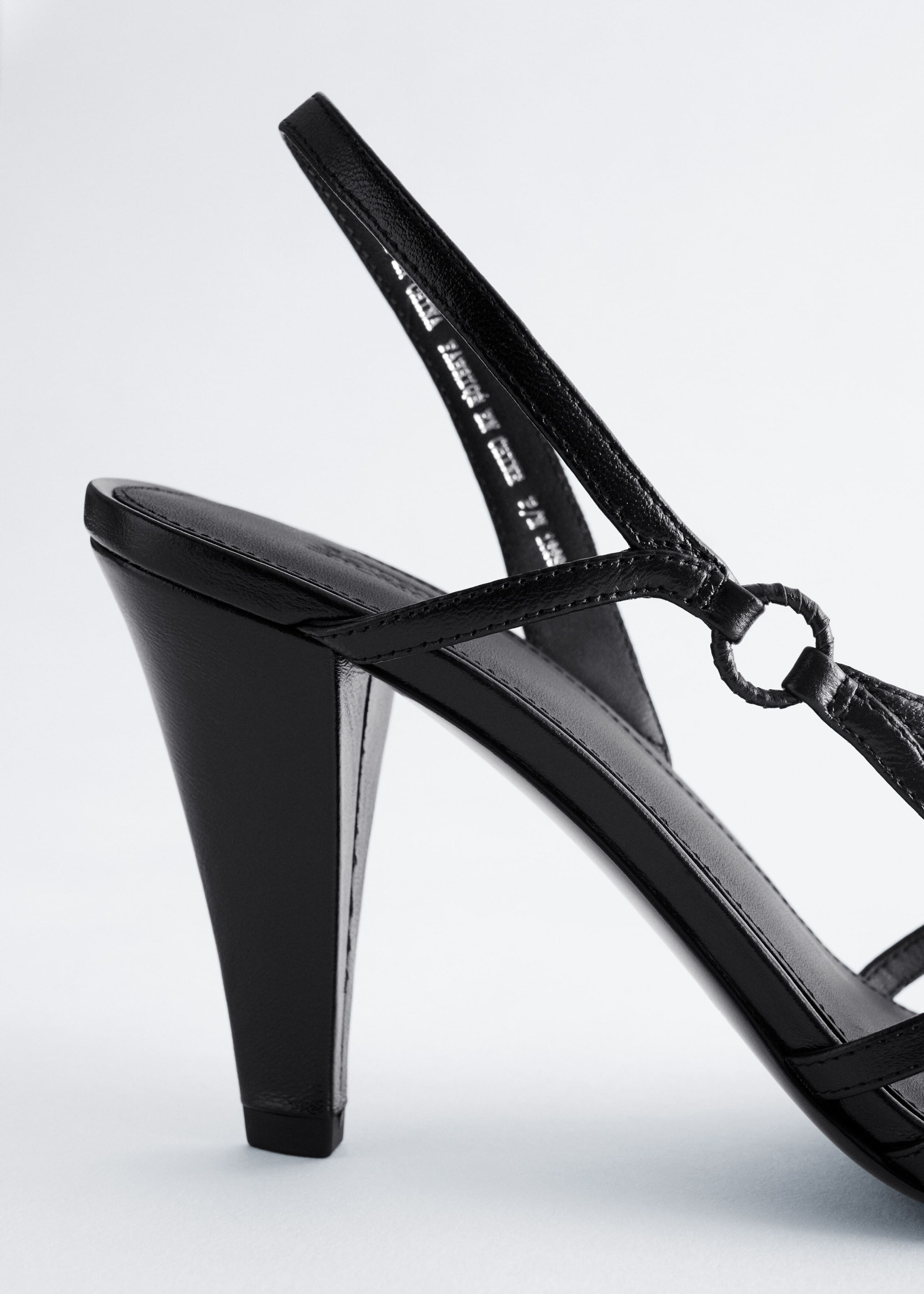 Leather Ring Sandals - Black - Still Life