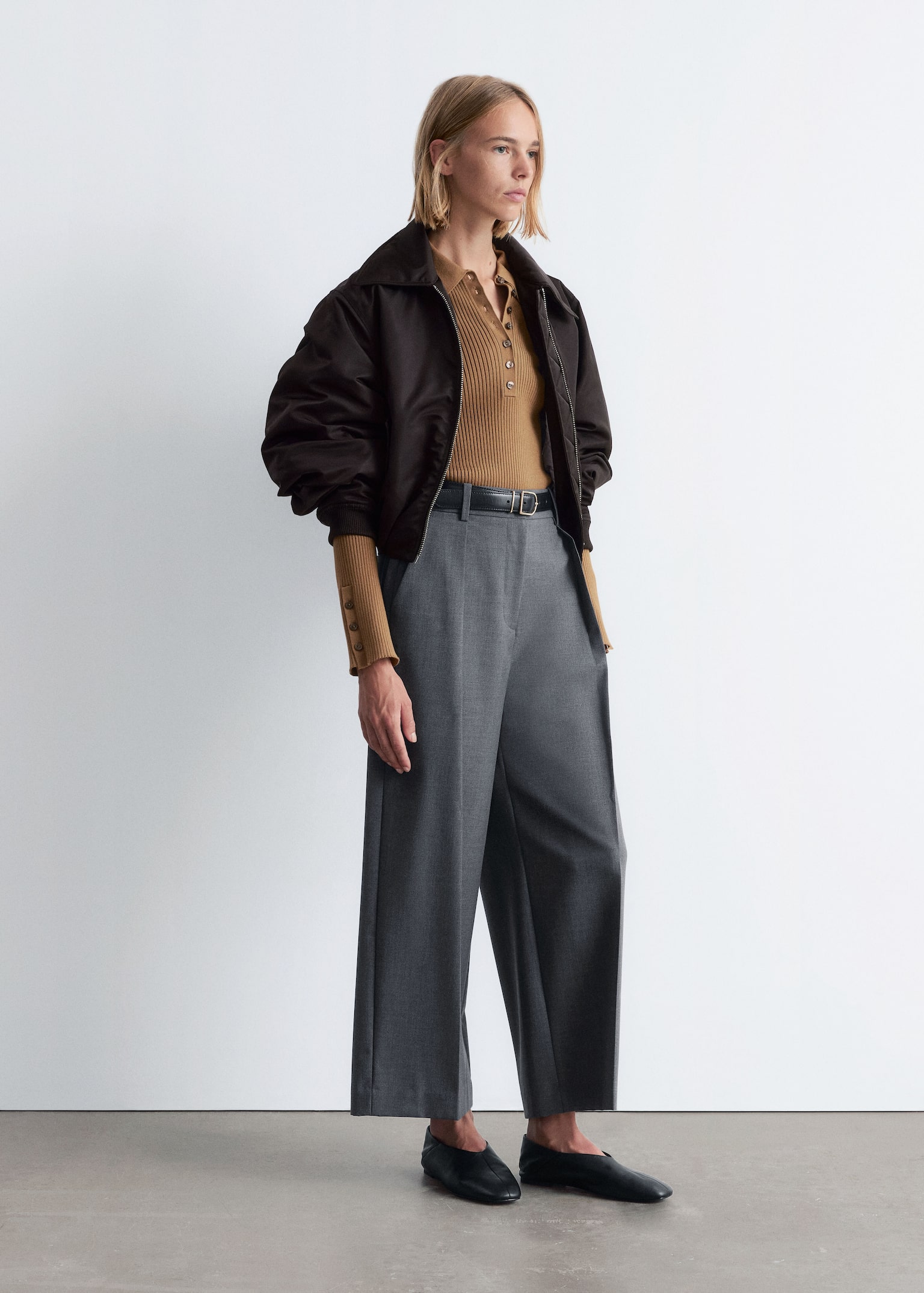 Elegante Bügelfaltenhose - Grau/Schwarz - 6
