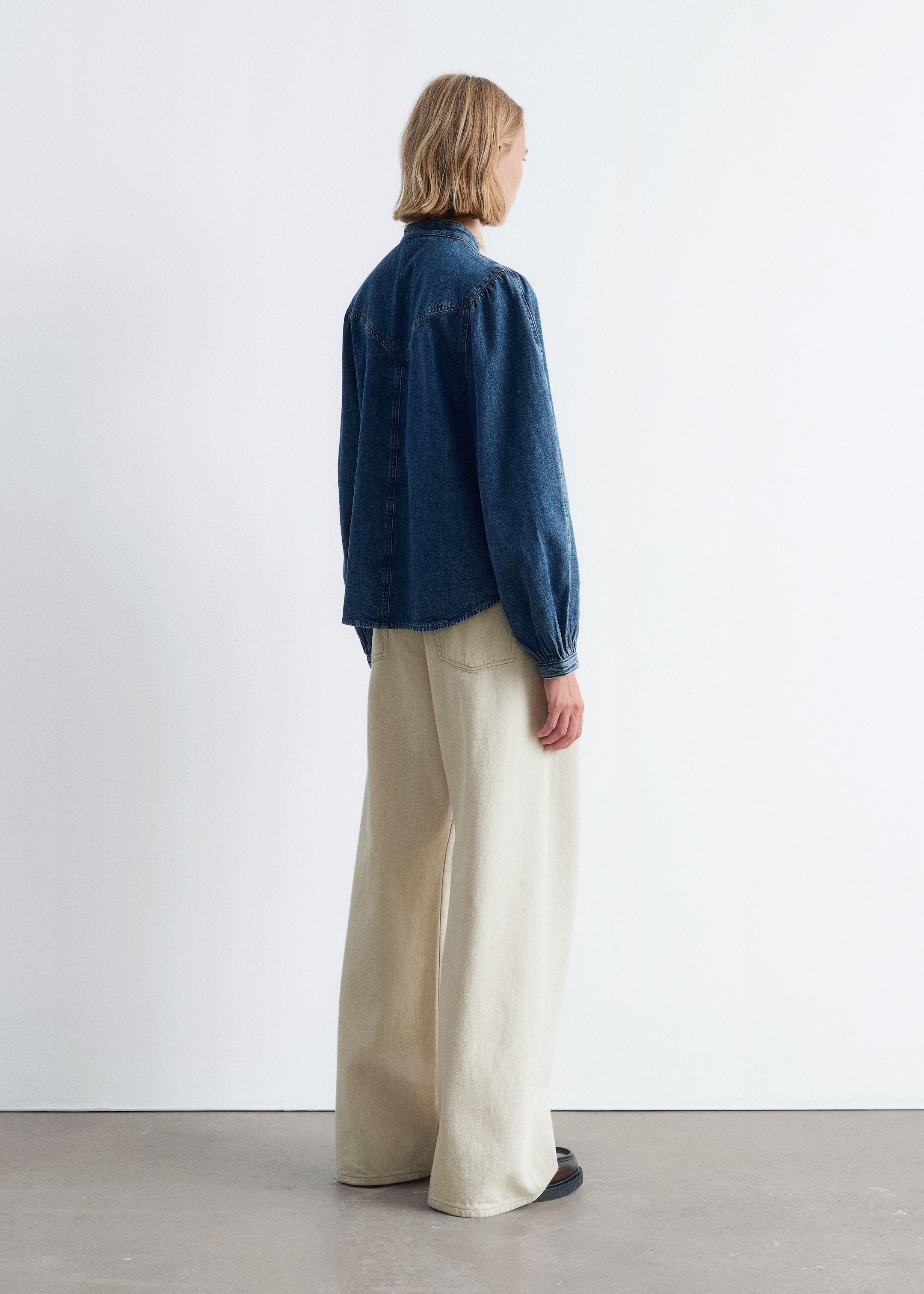 Se større billede: Denimbluse med pufærmer - Mellemblå - DAME | H&M DK 5
