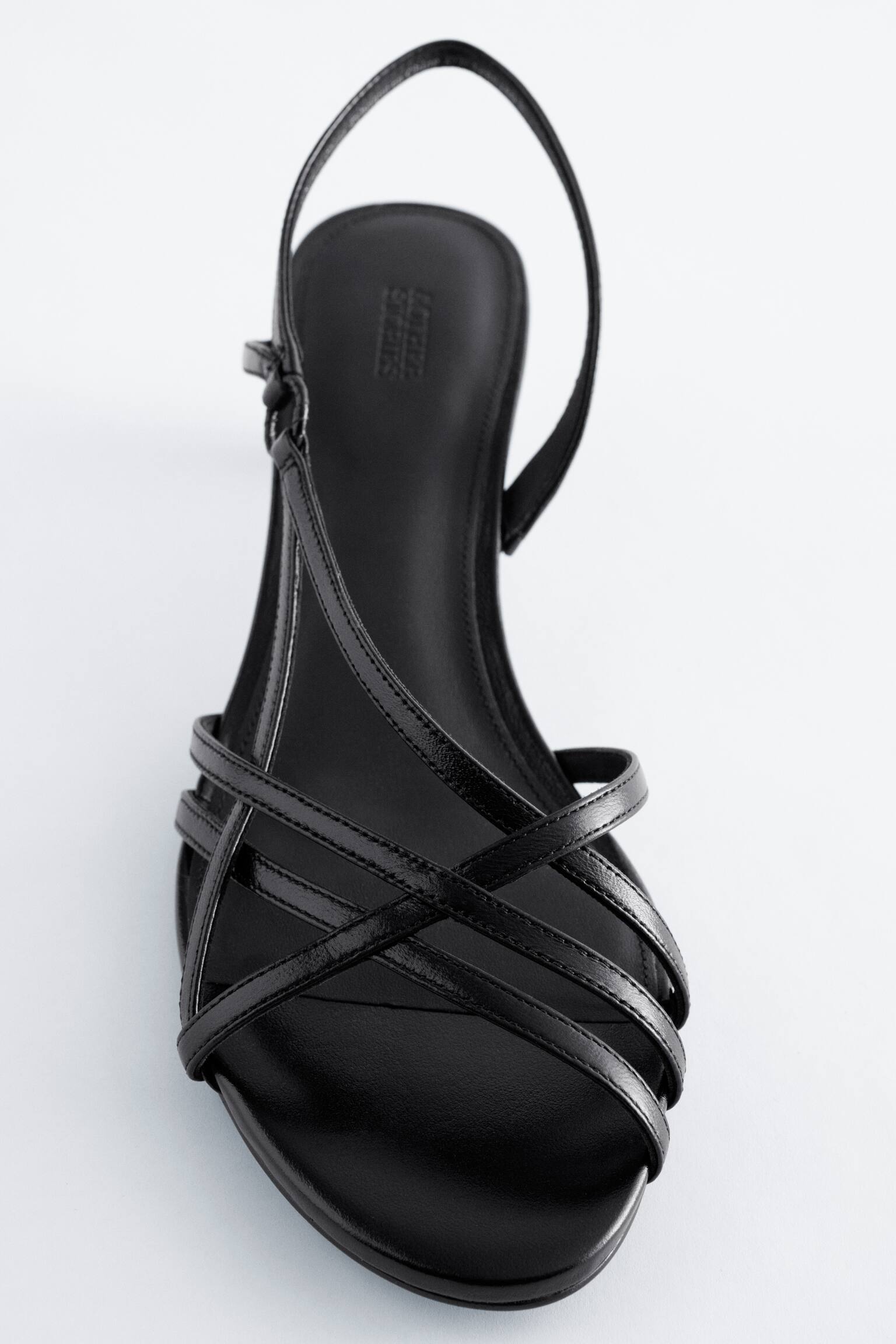 Remsandaletter i läder - Svart/Guld - 2