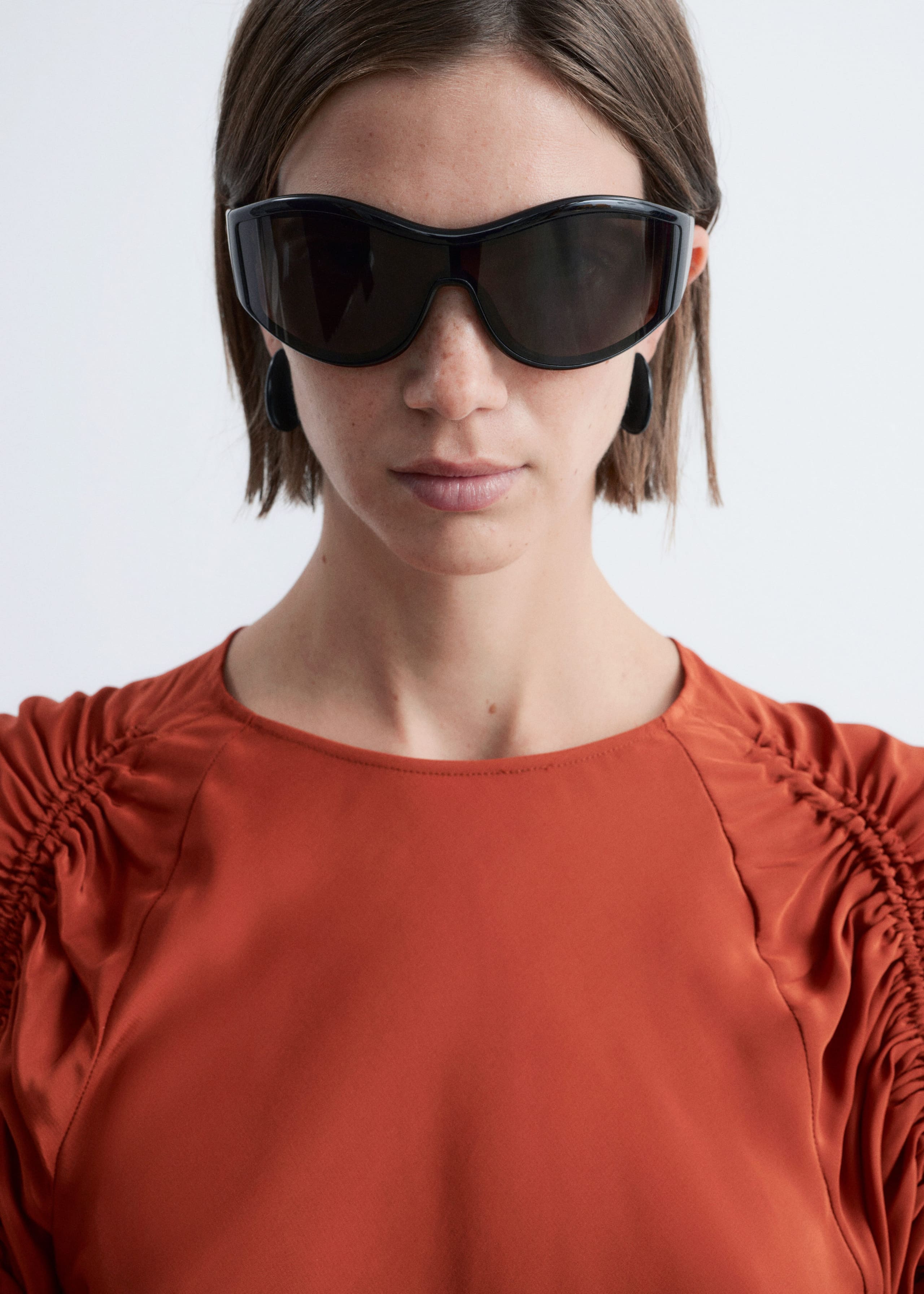 Image of Skulpturales Minikleid mit Raffungen