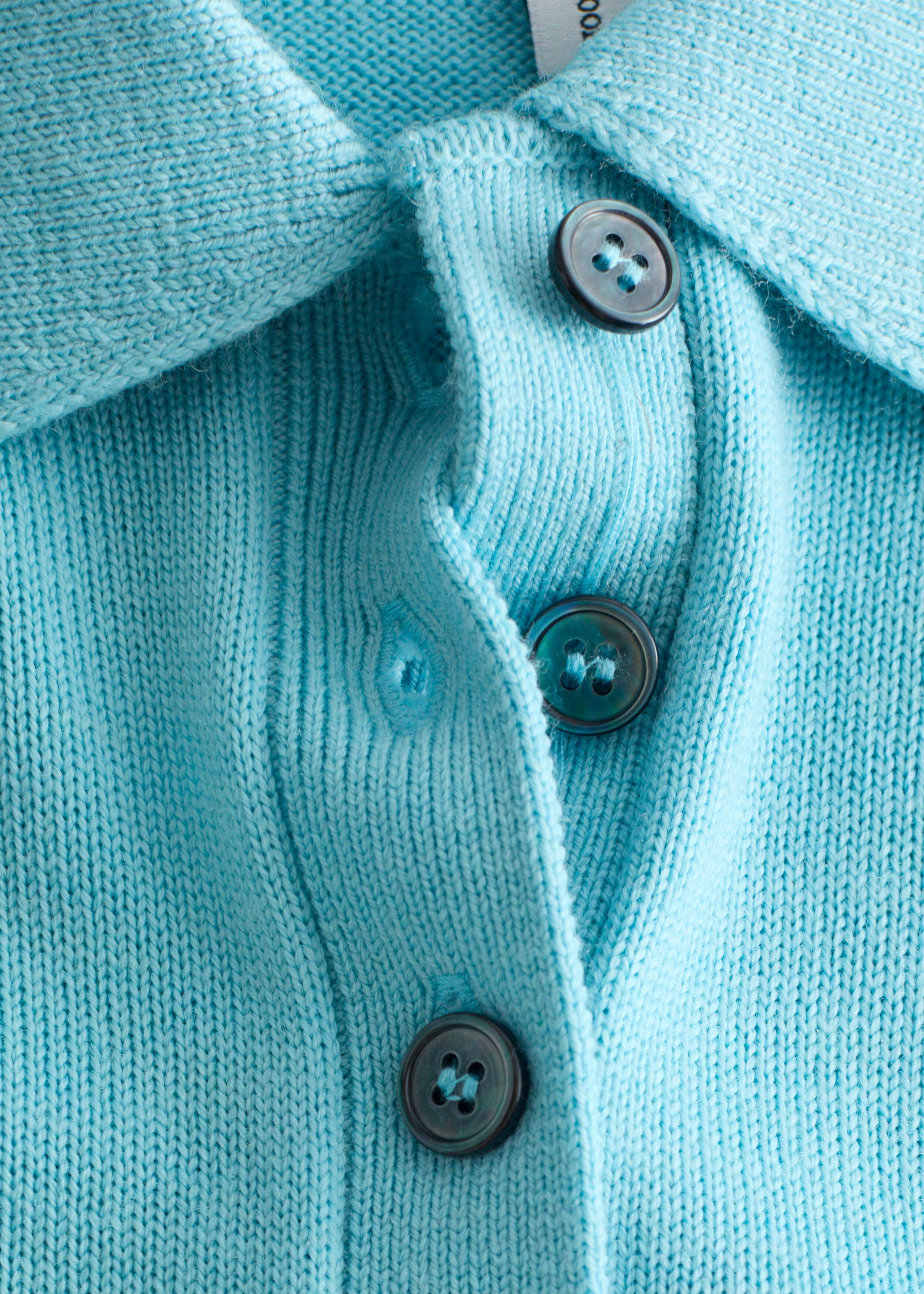 Wool Polo T-Shirt - {{variantName}} - Descriptive Detail