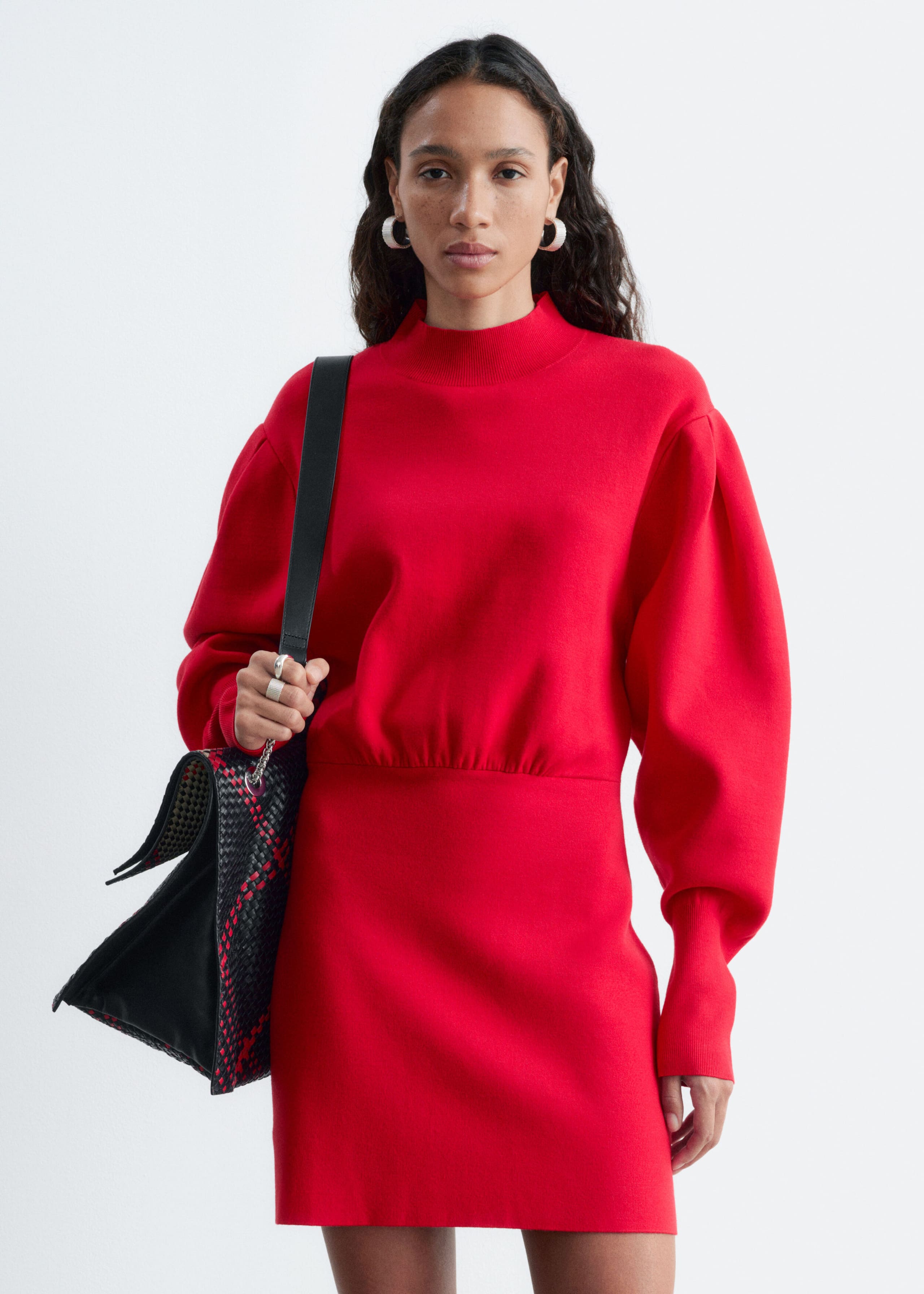 Gebreide mini-jurk met opstaande boord - Felrood - Lookbook