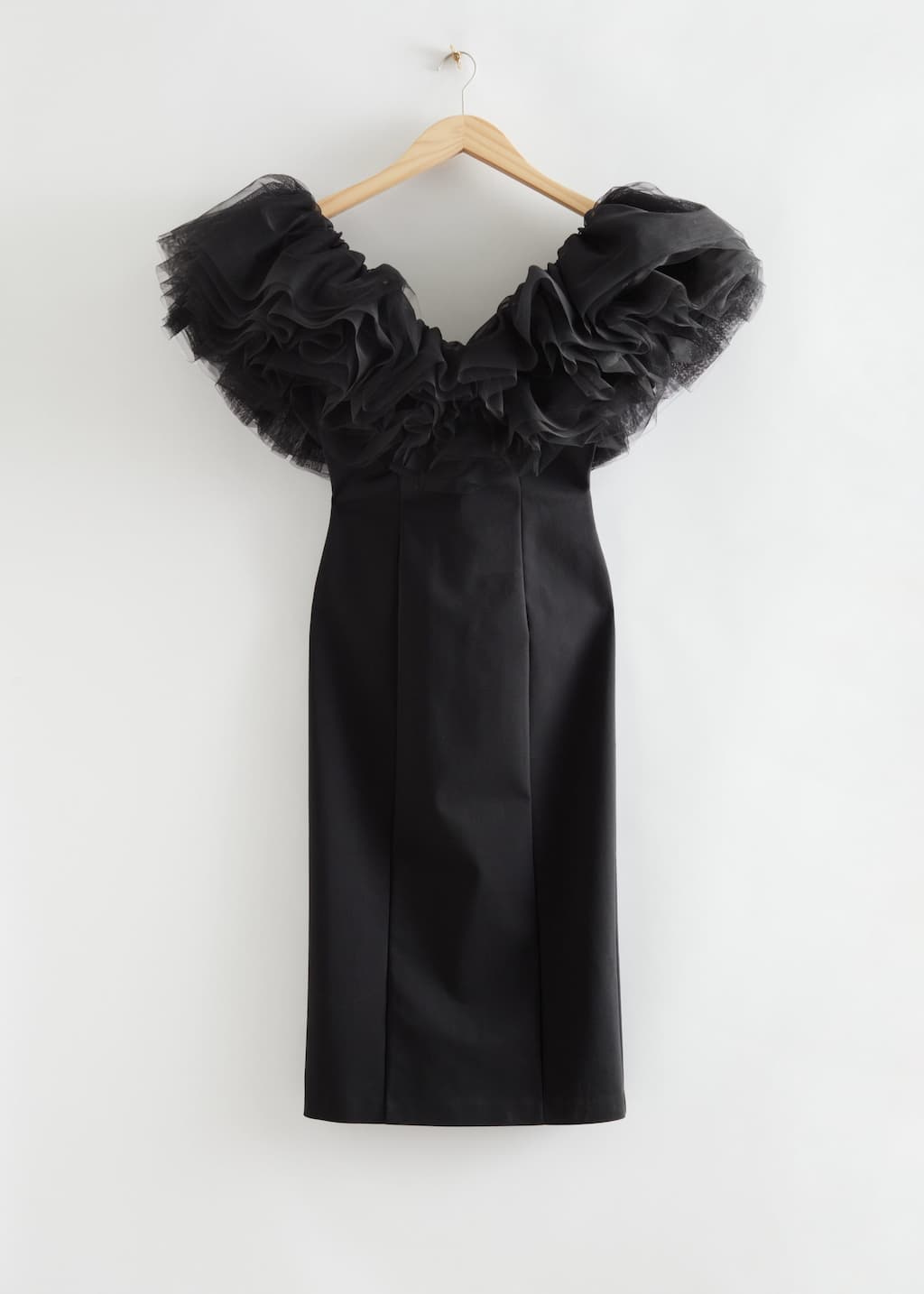 MultiRuffledV-NeckDress - Black - Bodegón