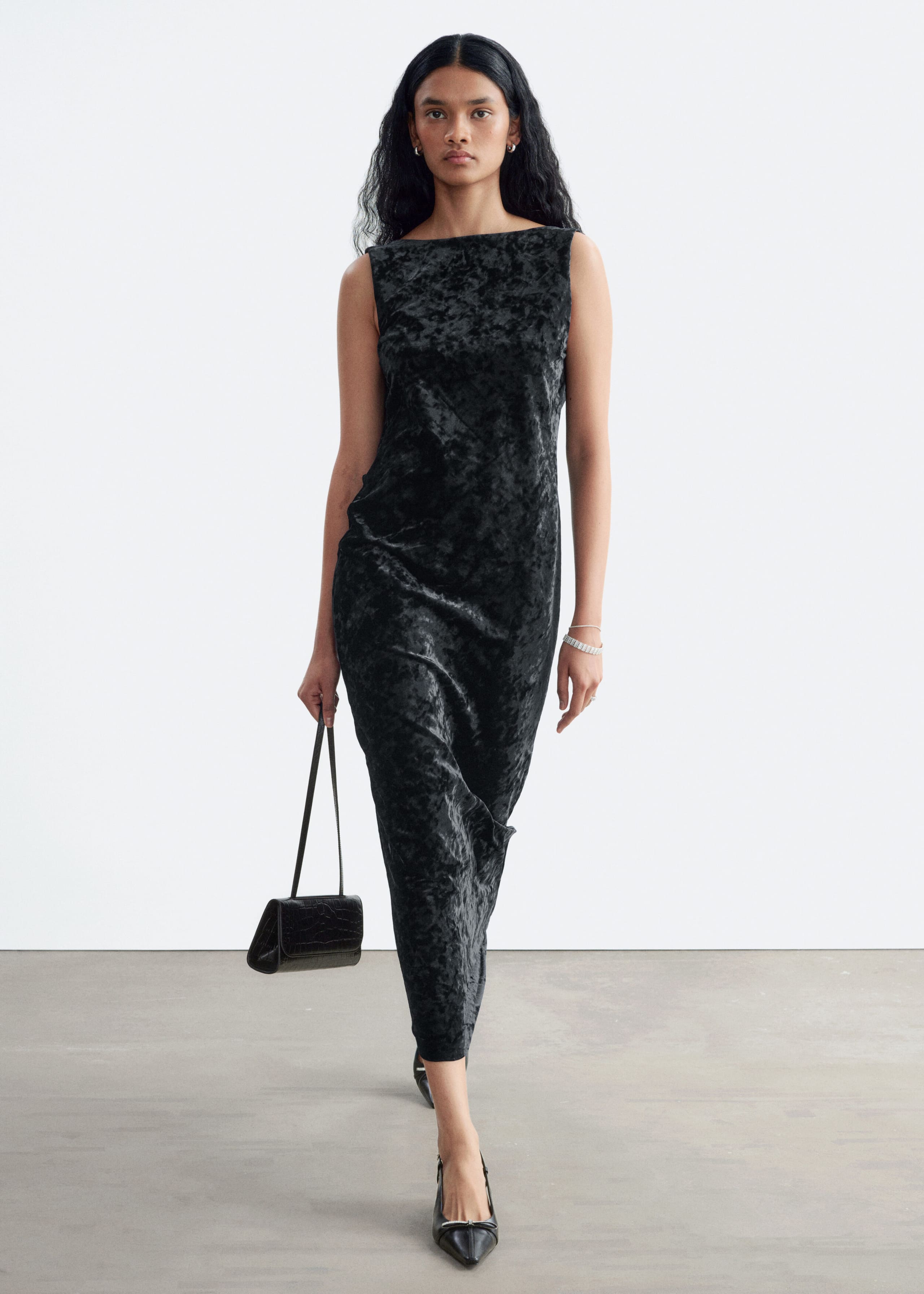 Bias-Cut Velvet Dress Black