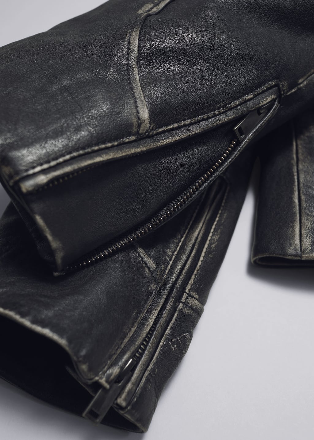 Topstitched Leather Jacket - {{variantName}} - Descriptive Detail