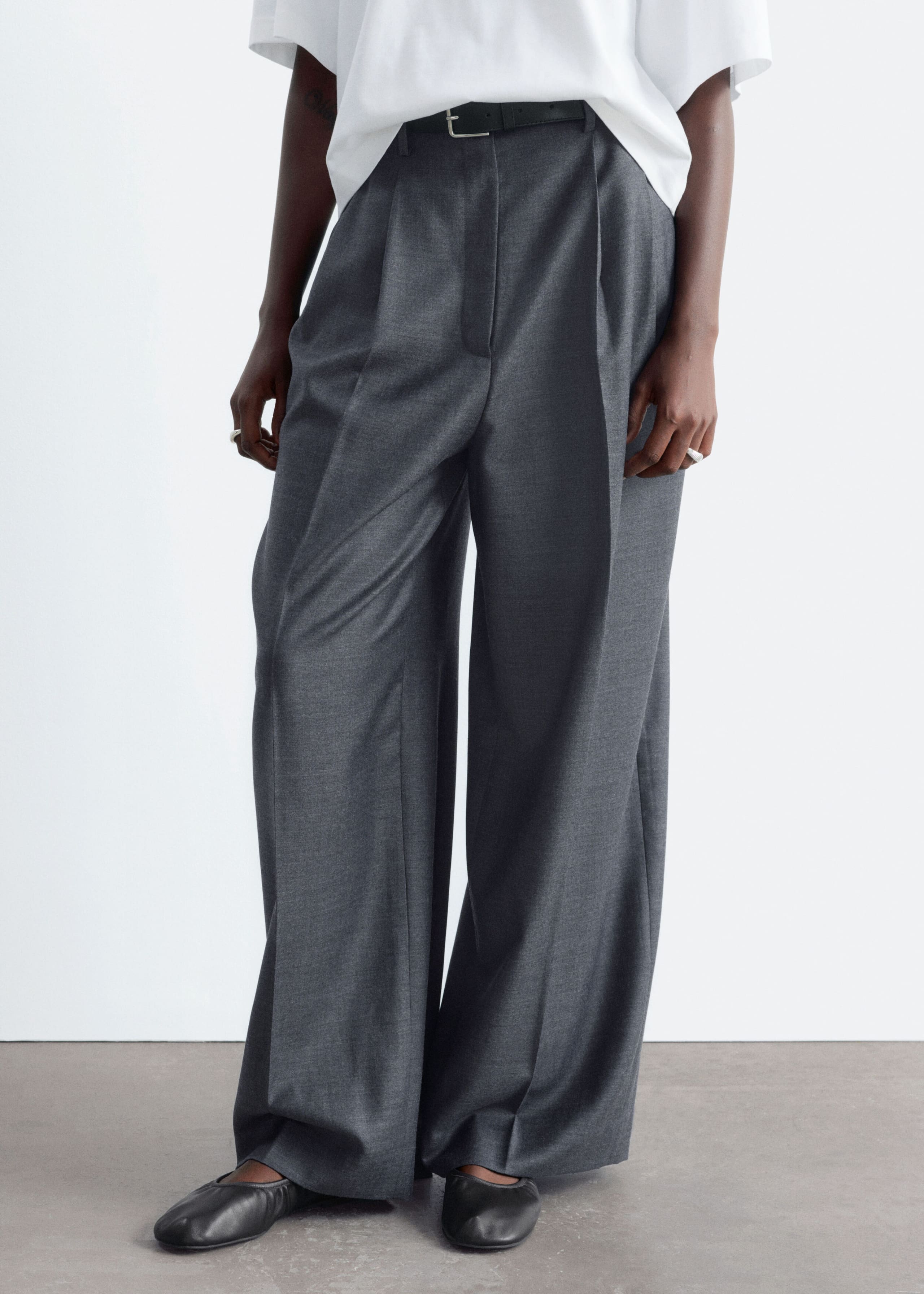 High-Waist Tailored Trousers - Grey - Still Life