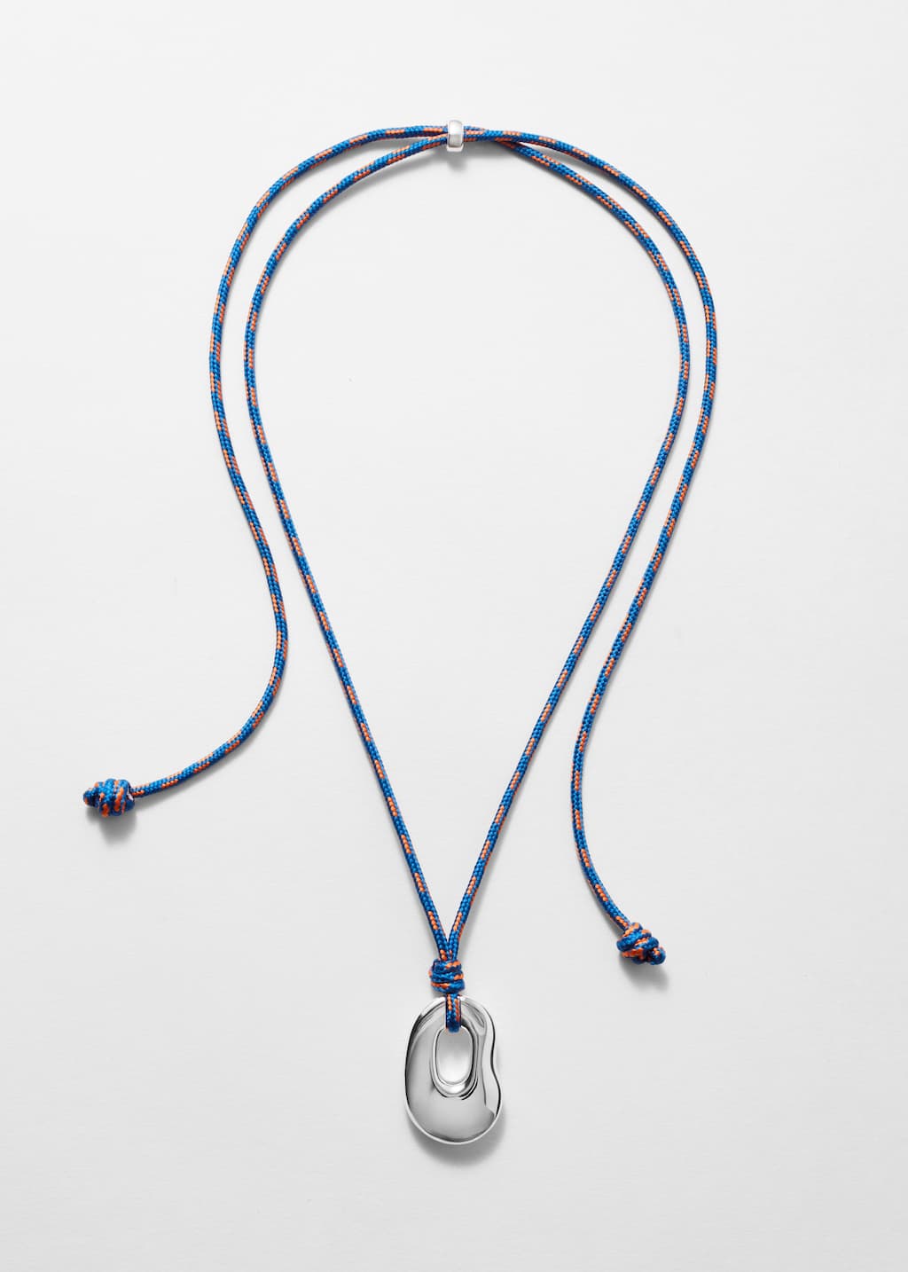 Image of Collar de cordón con colgante escultórico