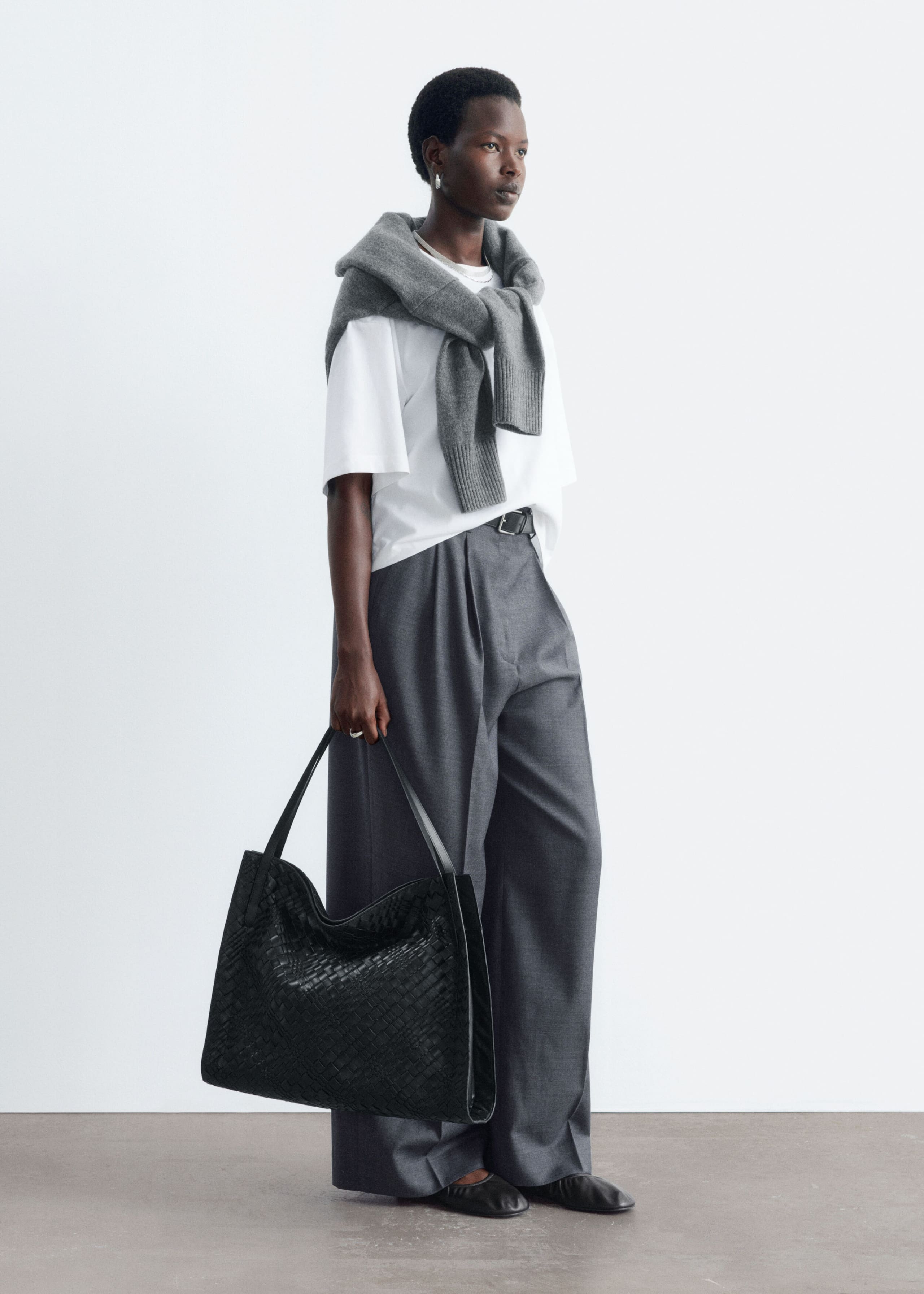 High-Waist Tailored Trousers - Grey - Still Life