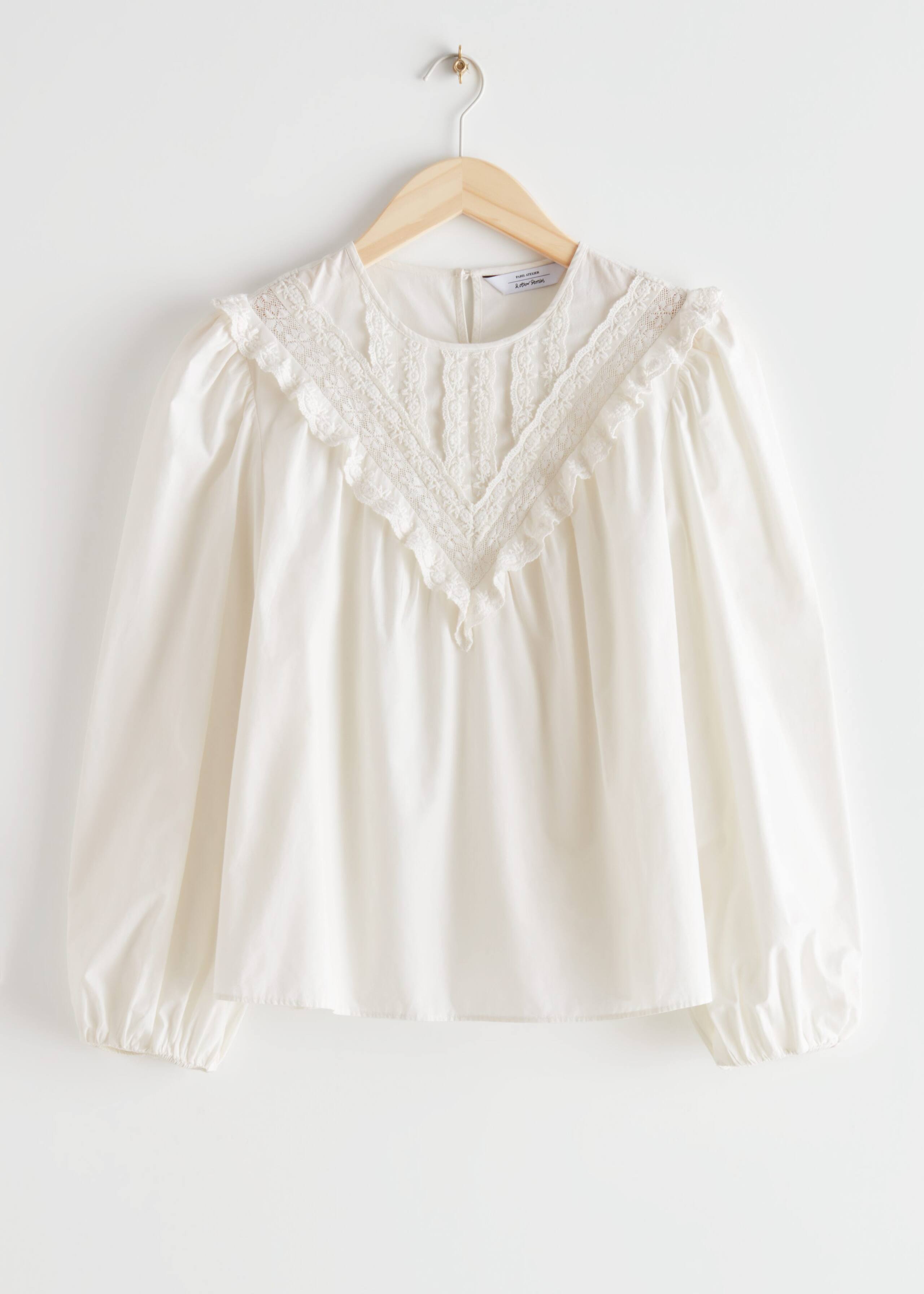 Ruffled Lace Blouse - White - Natura morta
