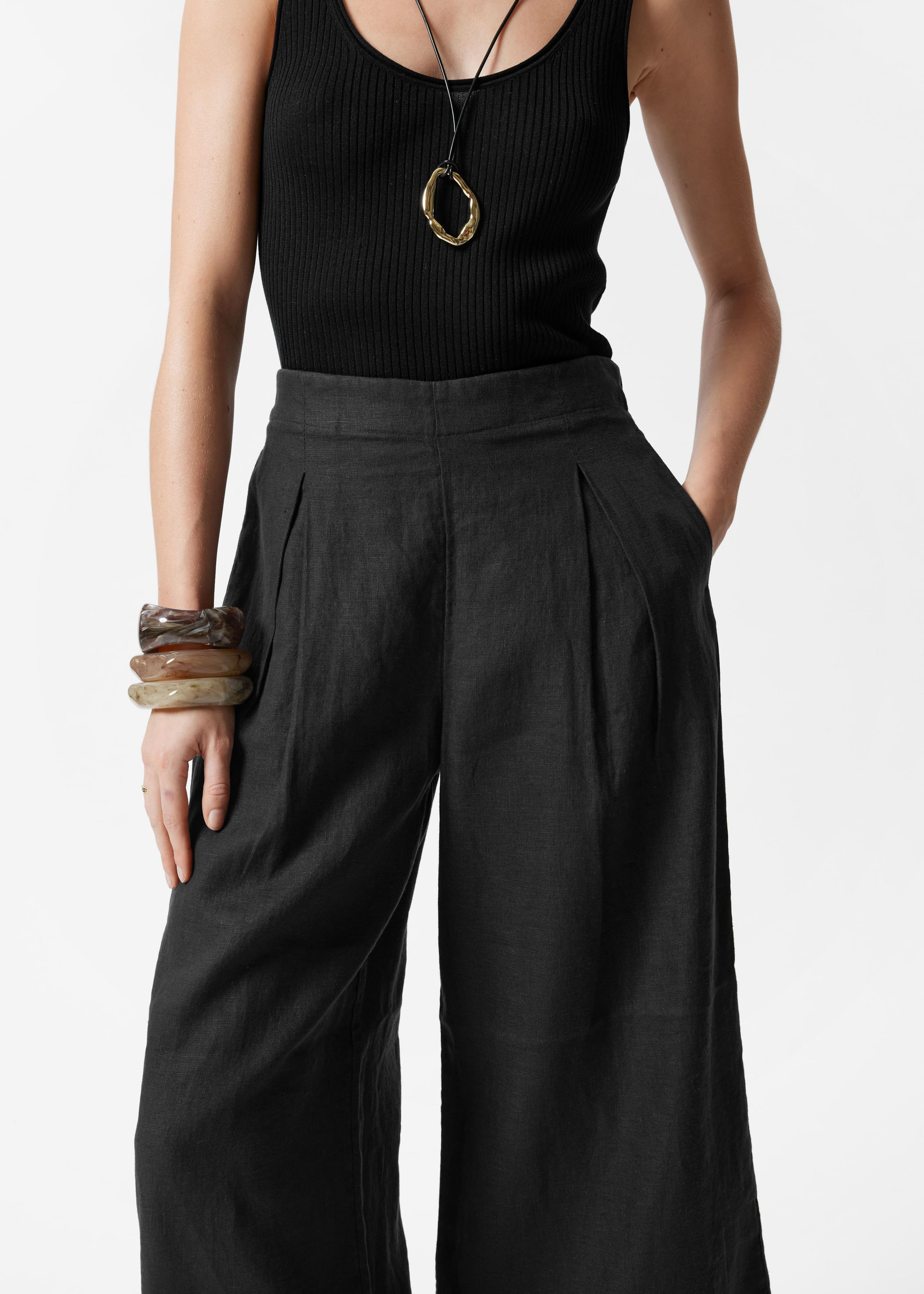 Lniane spodnie culottes – Zielony khaki – Lookbook