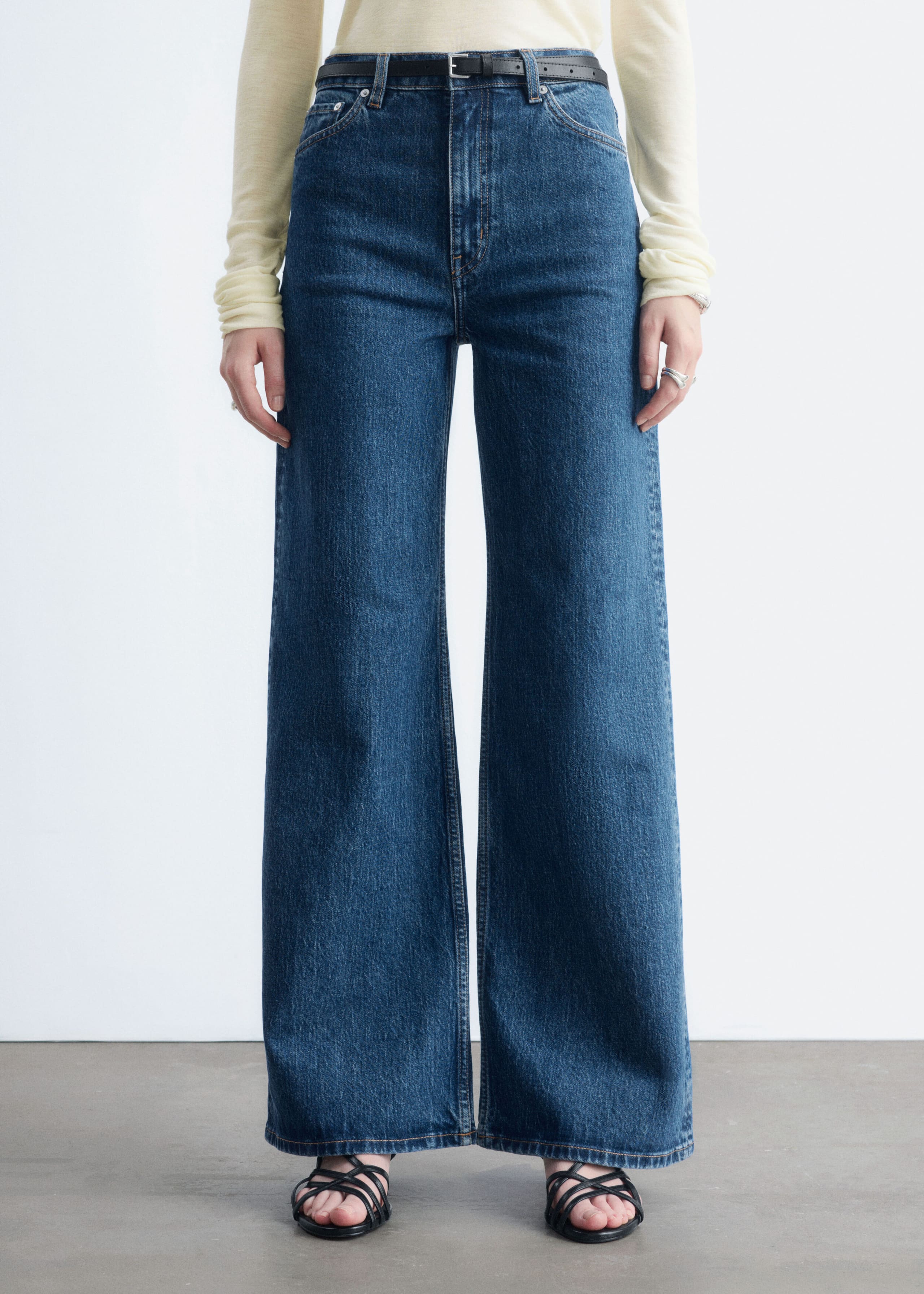 Wide-Leg Jeans - Mid Blue - Lookbook