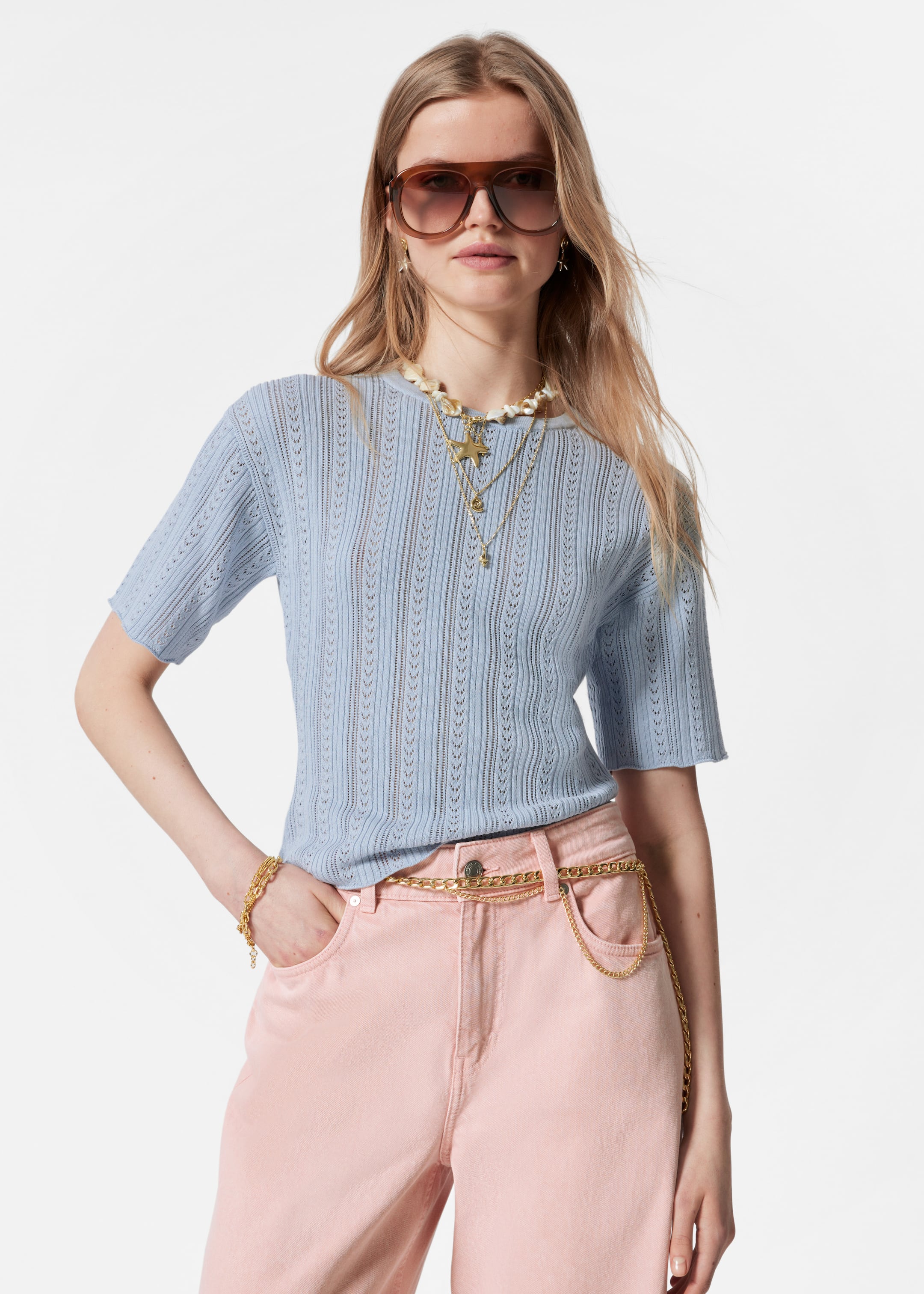 Visa större bild: Pointellestickad t-shirt - Gråblå - DAM | H&M SE 1