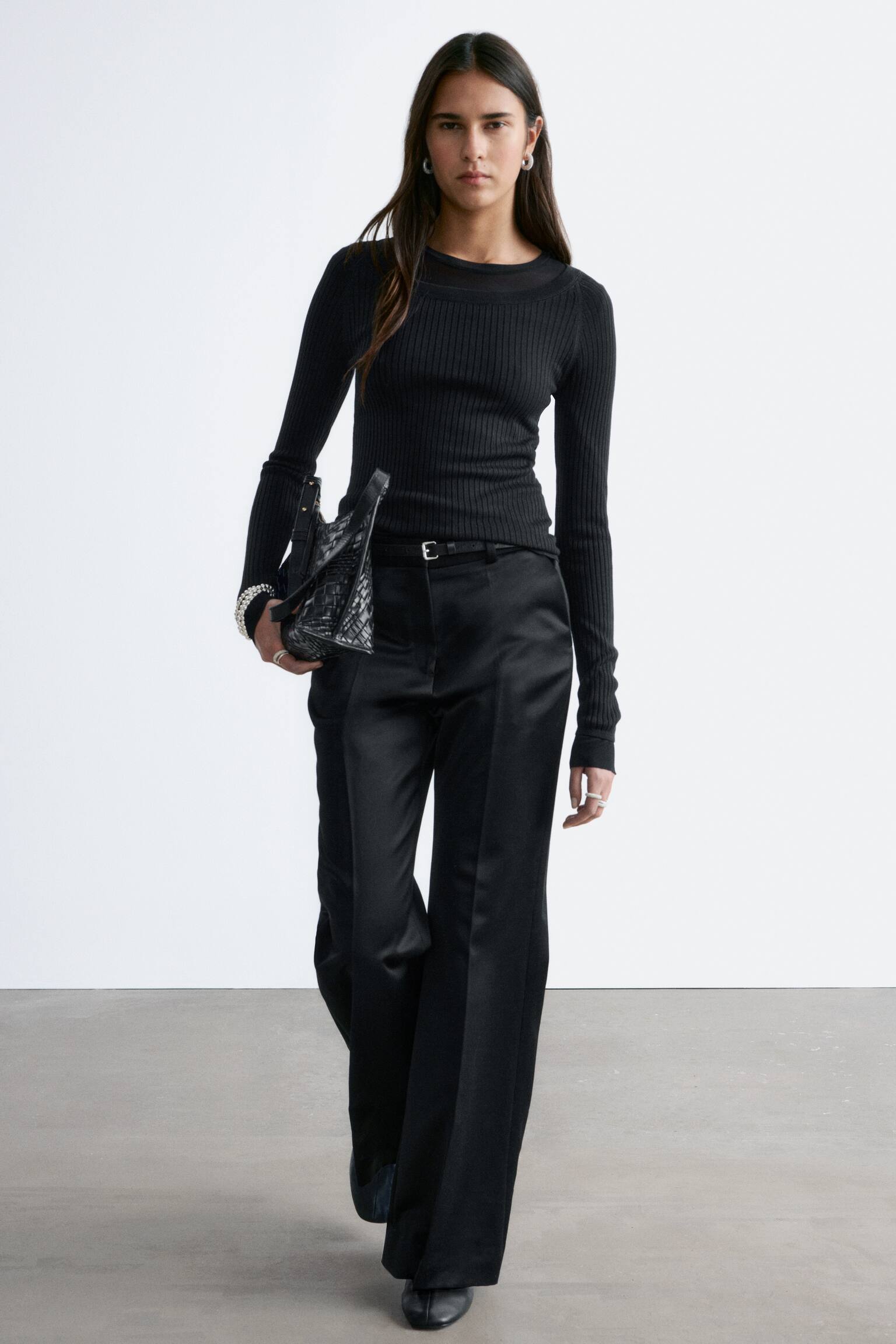 Pantalon évasé à plis marqués - Noir/Beige - 4