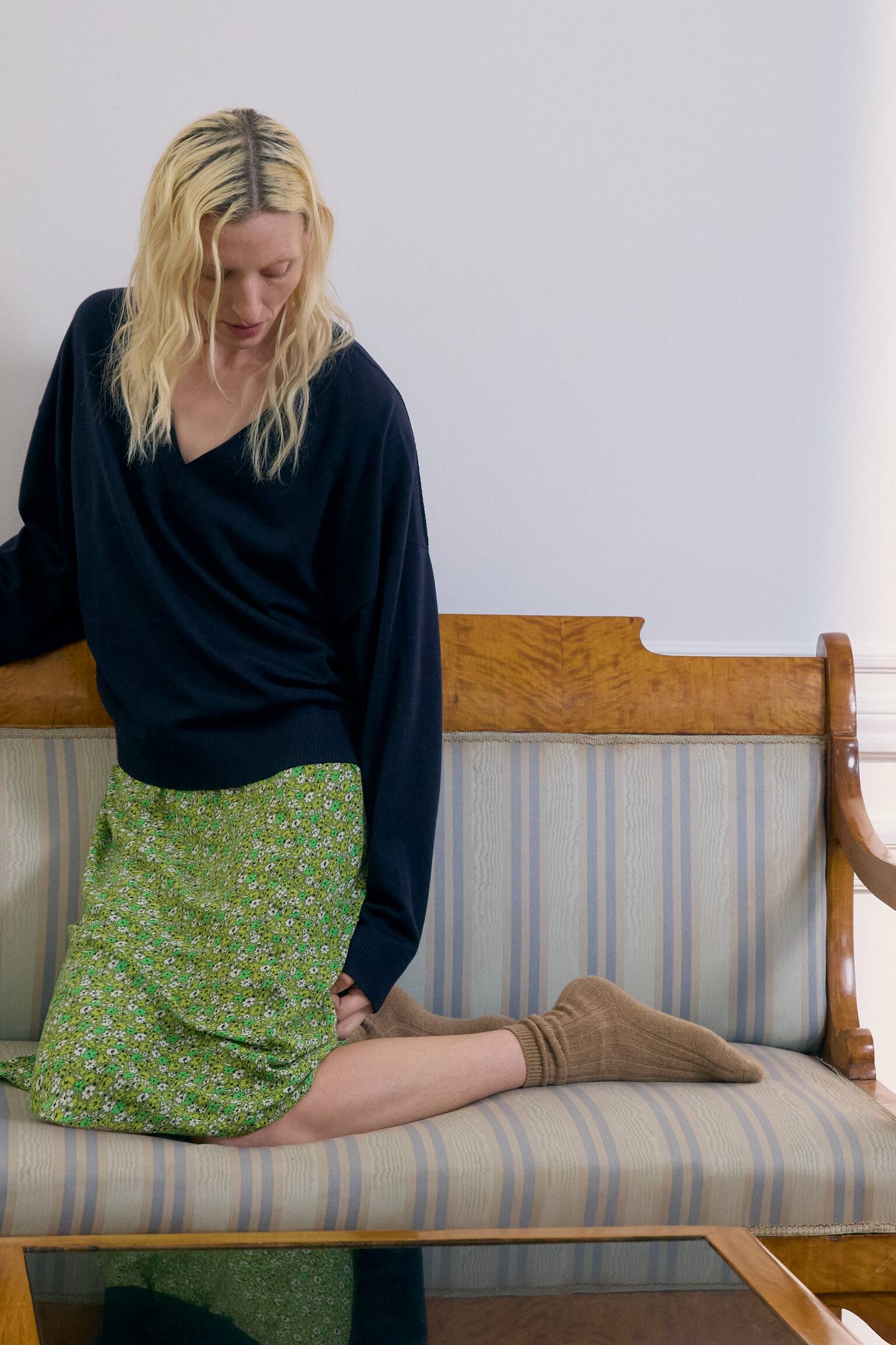 Wollpullover mit V-Ausschnitt - Dunkelblau/Helltürkis meliert/Khaki - 5