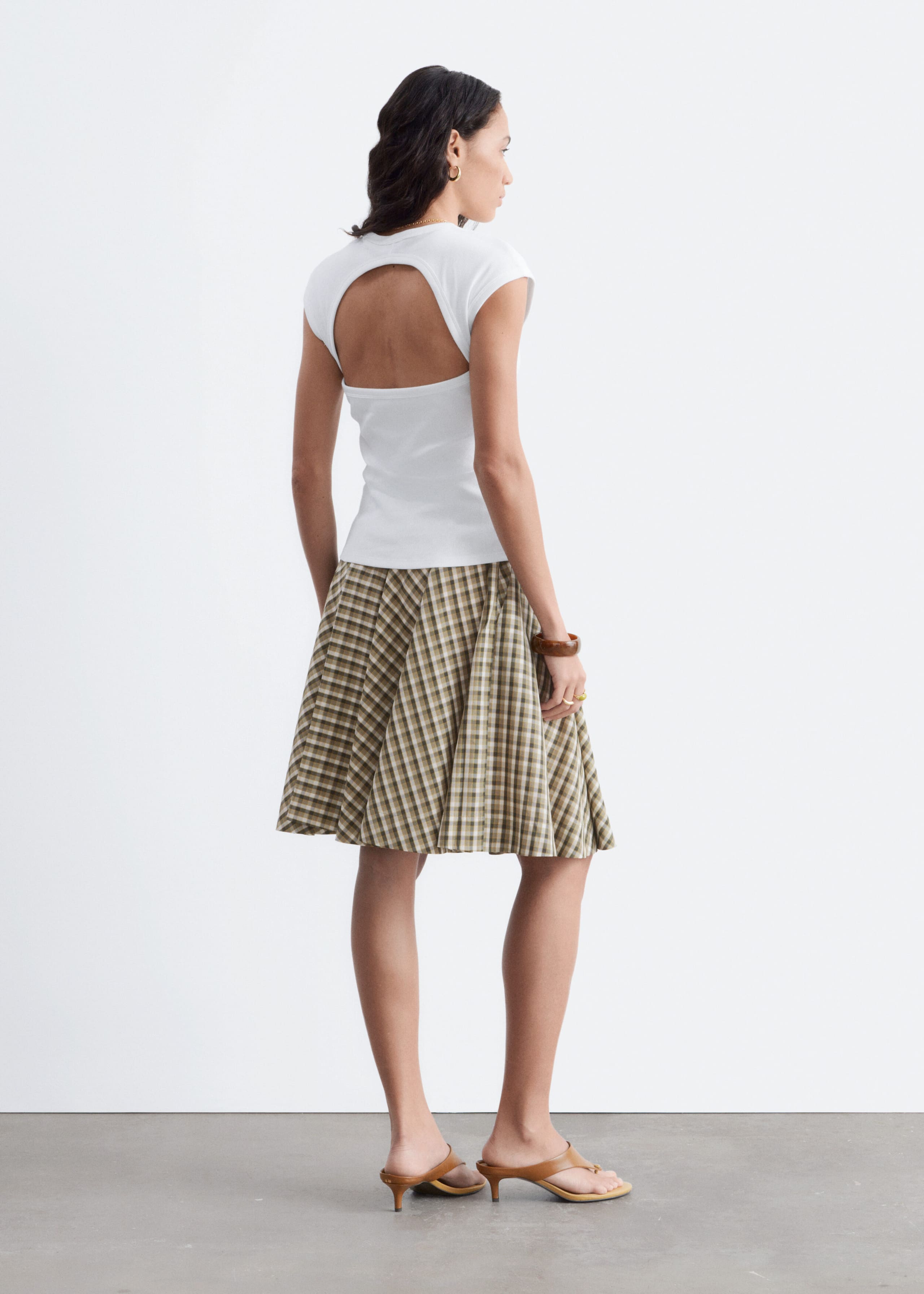 Open-Back Ribbed Top - White - Lookbook