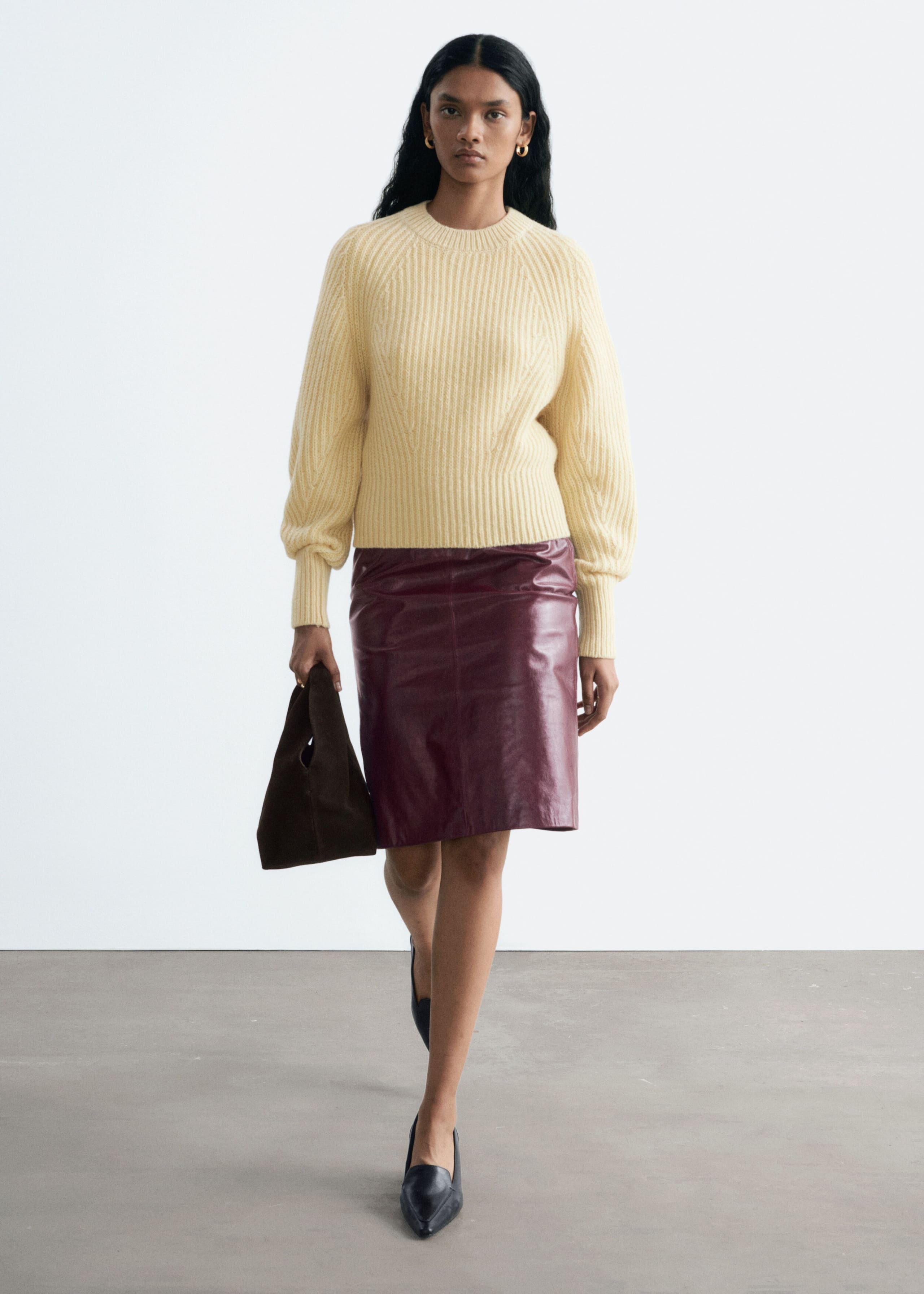 Pull en mélange de laine et de coton - Jaune beurre - Lookbook