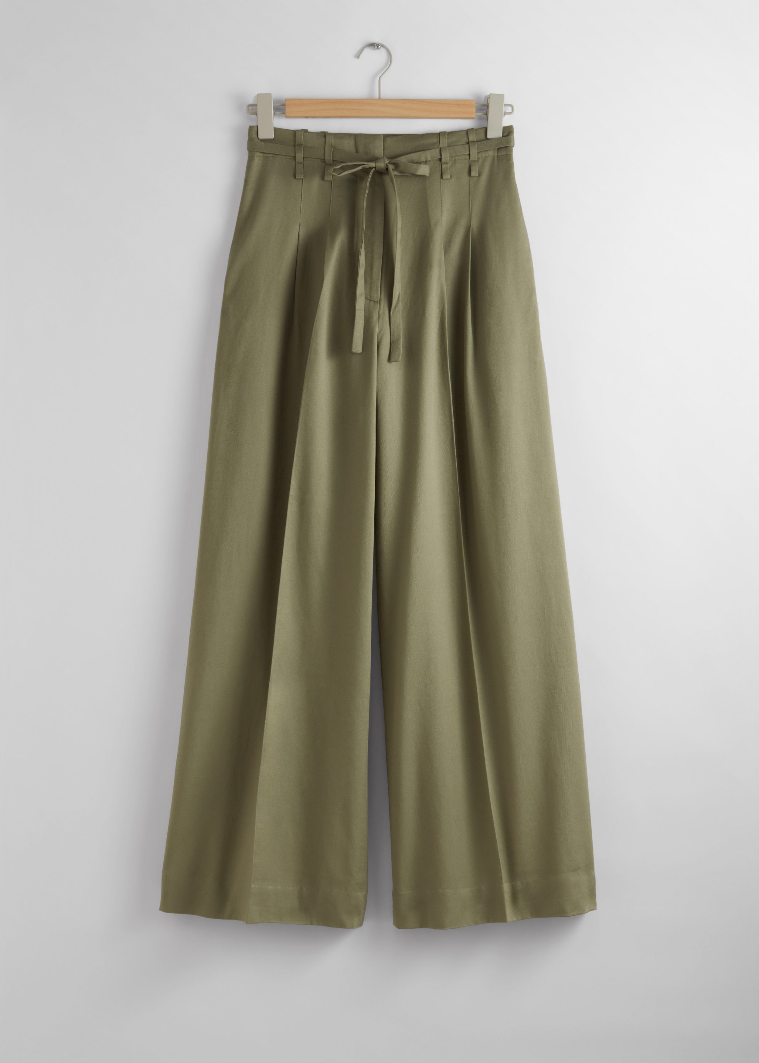 【Anyone more】Rixer Khaki Bijo Long Wide Pants 2162340.8406_look?w=1200&q=80