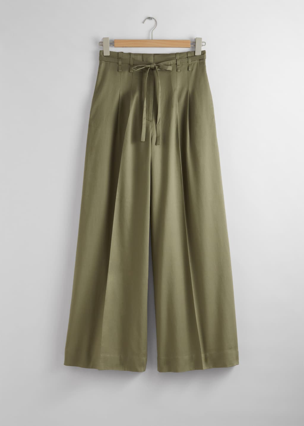 Pantaloni ampi con cintura - Talpa - Natura morta