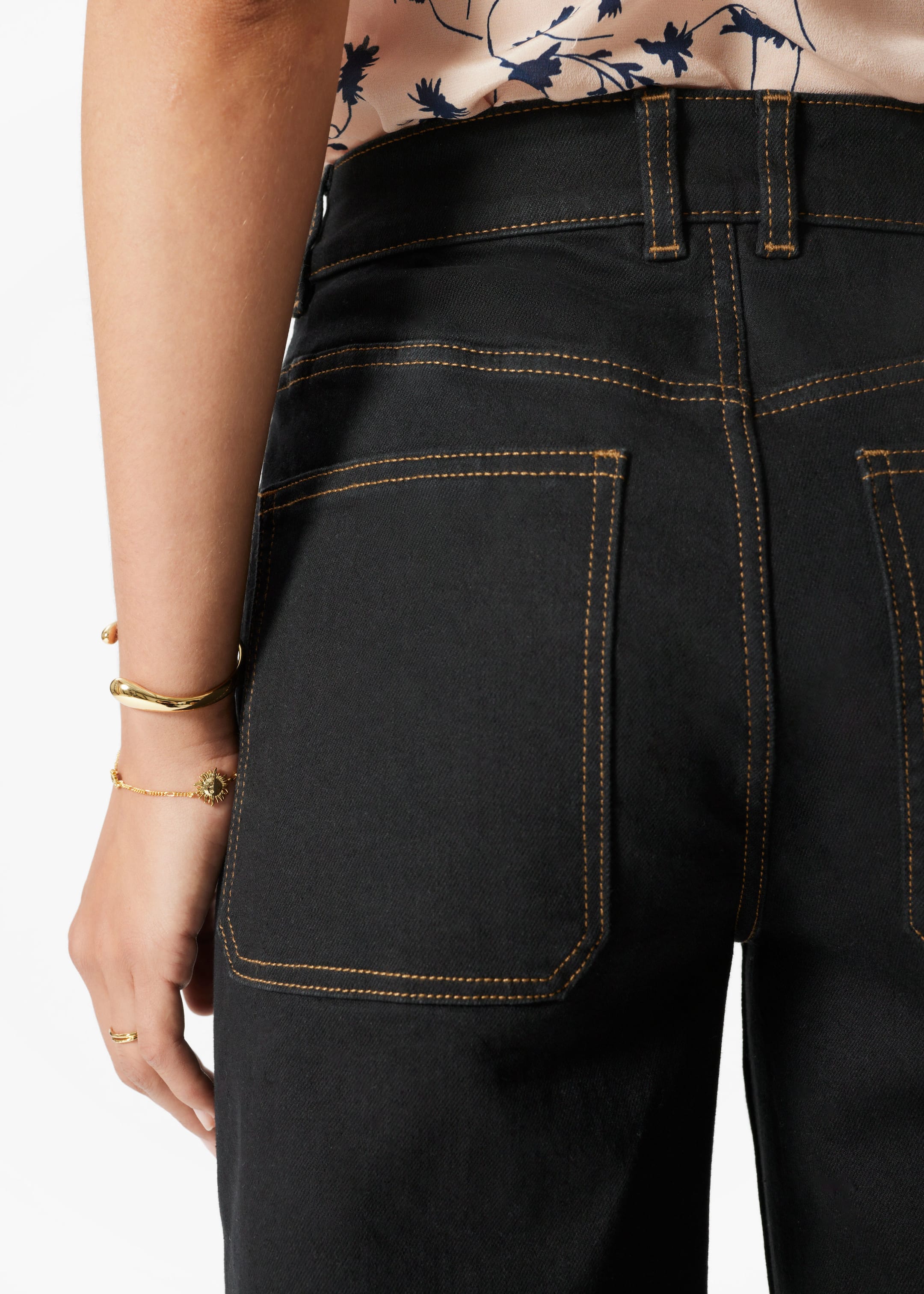 Vis større bilde: Rette croppede jeans - Svart - DAME | H&M NO 5