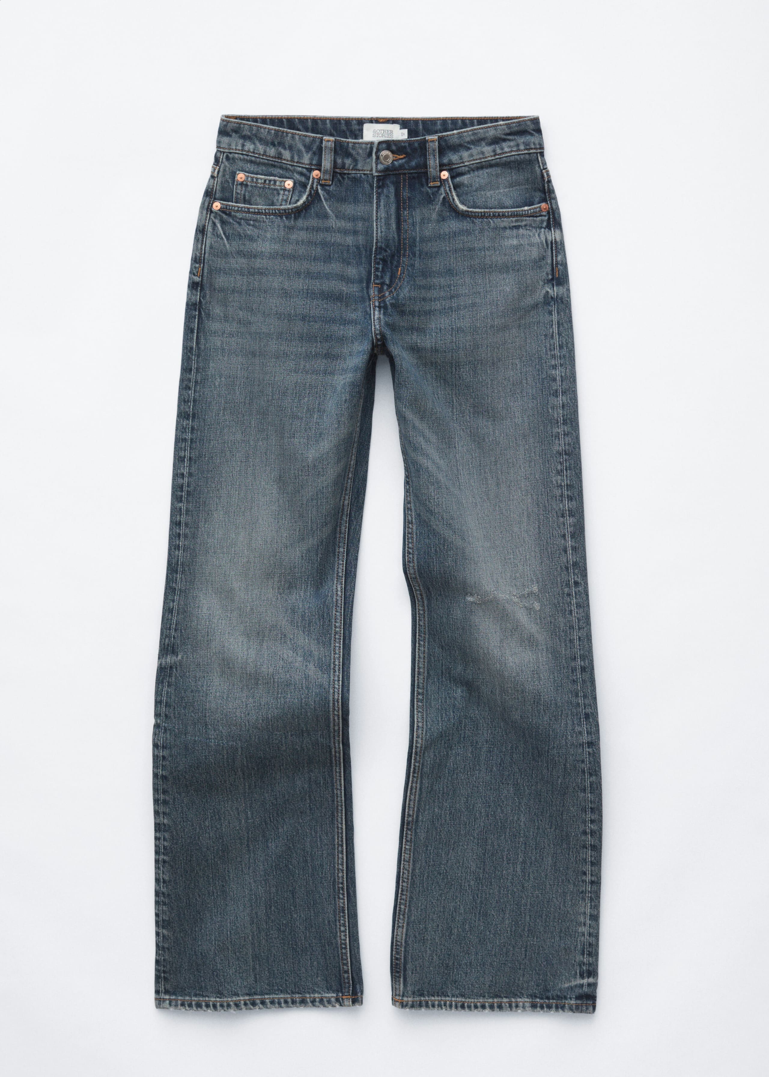 Mid-Waist Bootcut Jeans - Washed Blue - Still Life