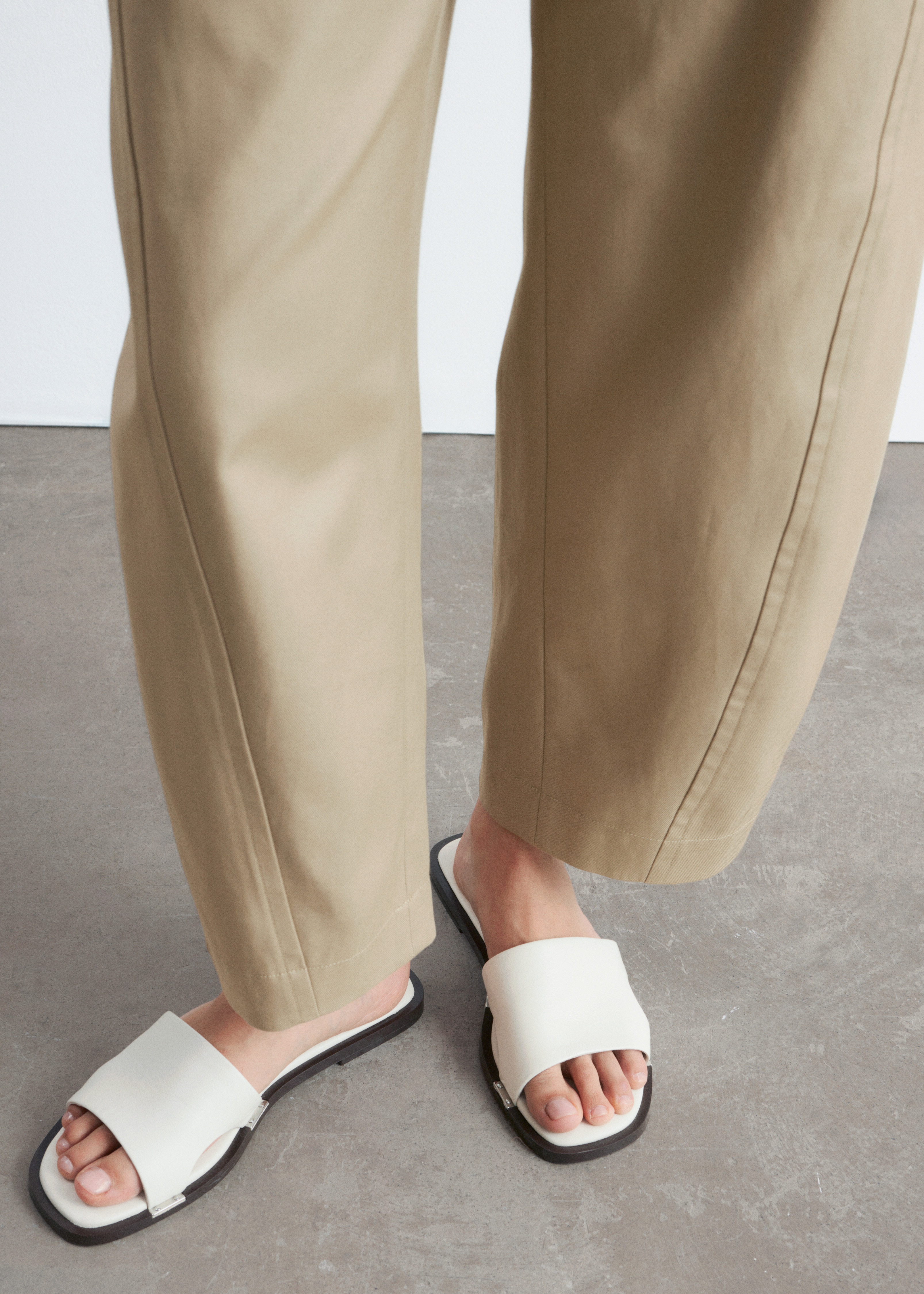 Barrel-Leg Cotton Twill Trousers