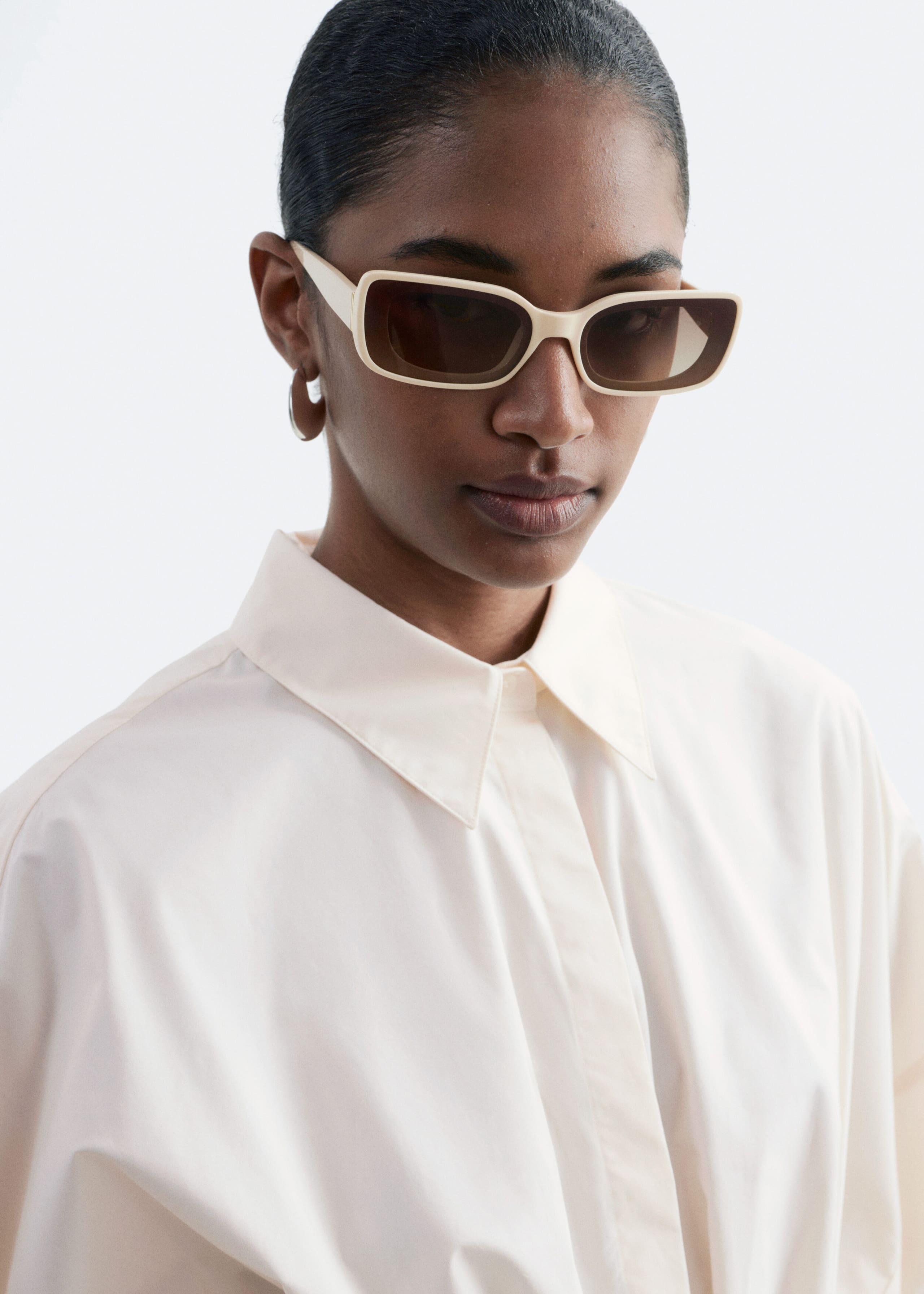 Cotton Poplin Drawstring Shirt - Off White - Lookbook