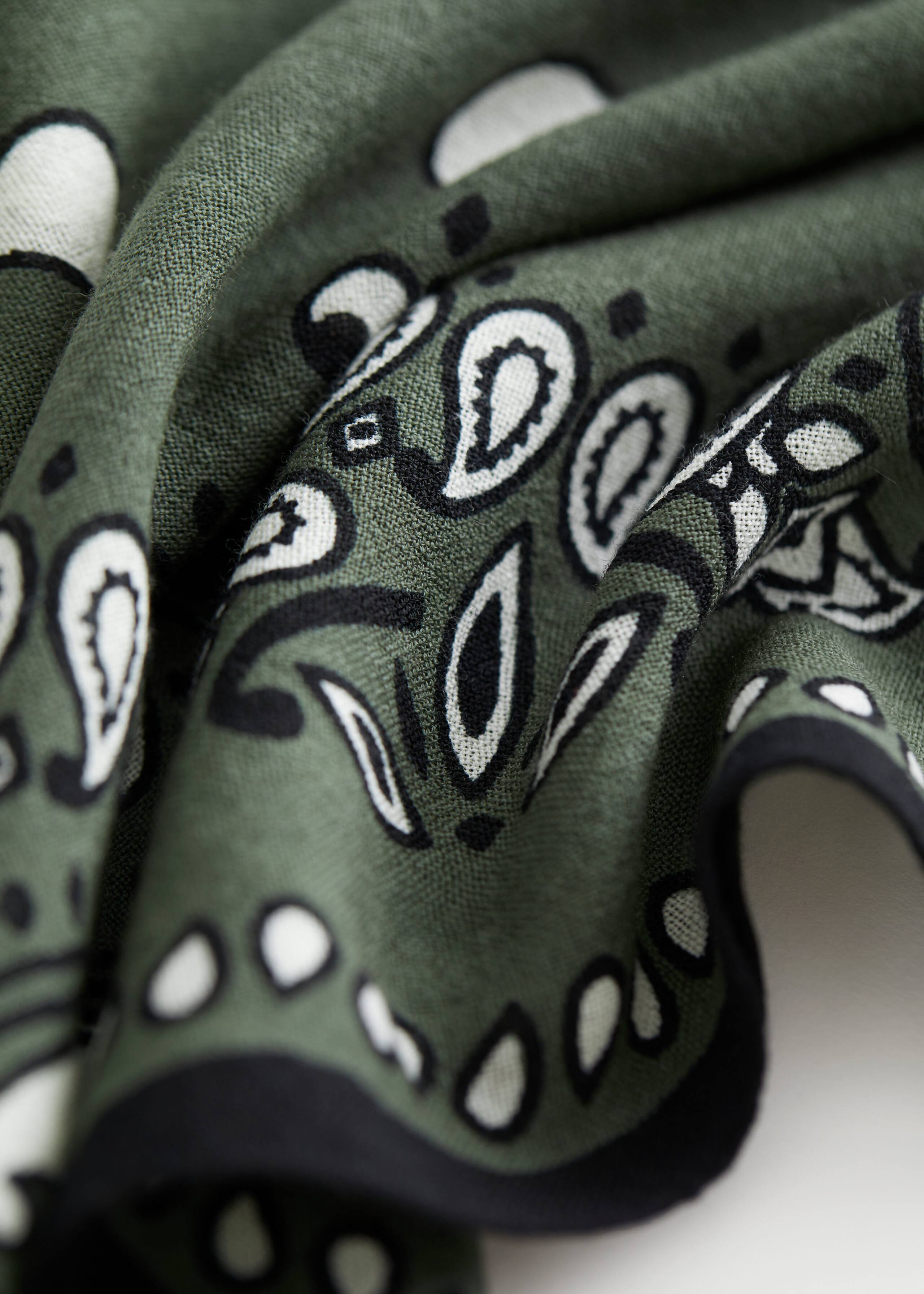 Square Paisley Scarf - {{variantName}} - Descriptive Detail