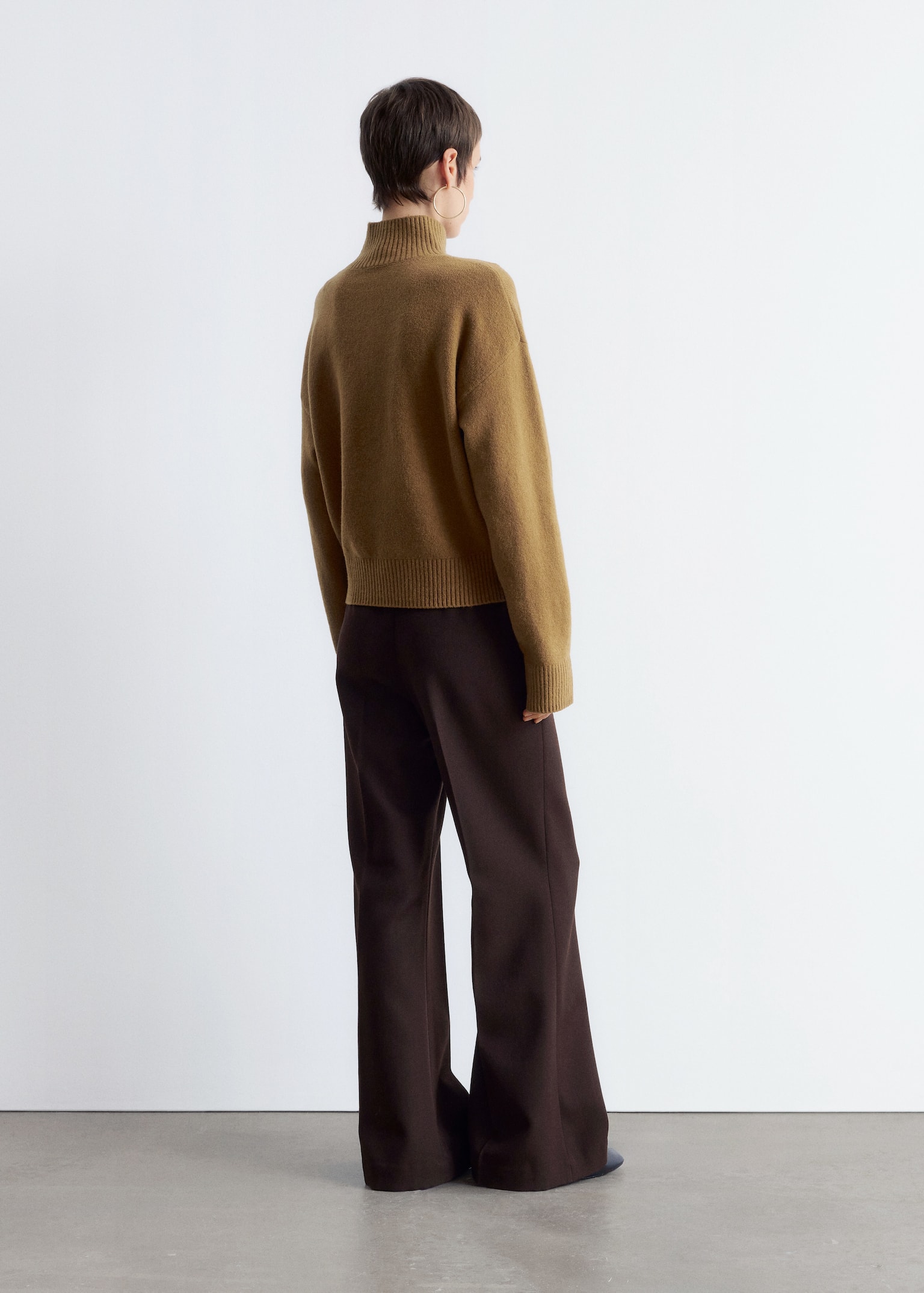 Turtleneck Jumper - Dark Beige/Burgundy/Black/Pink - 3