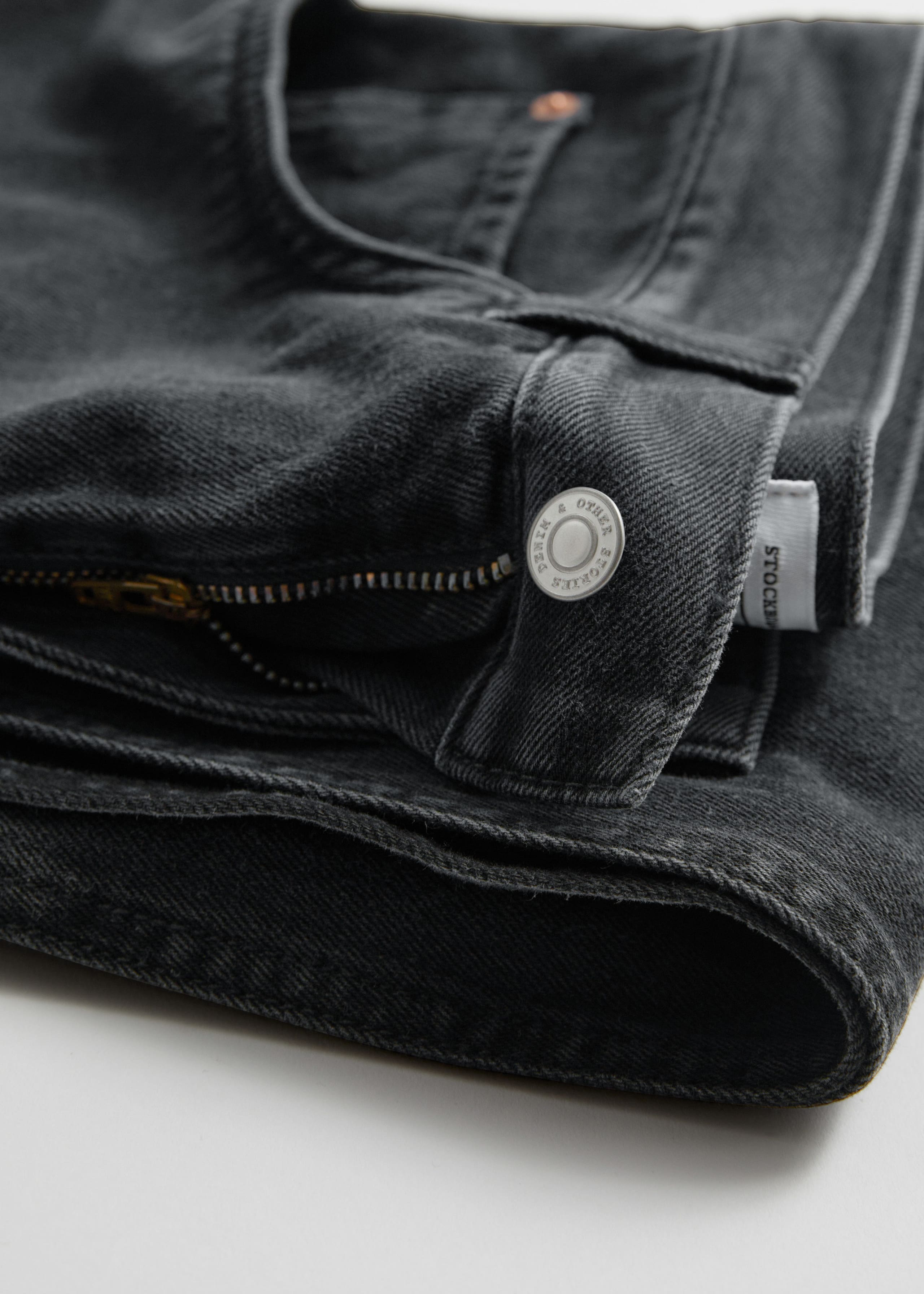 Frayed Denim Midi Skirt - {{variantName}} - Descriptive Detail
