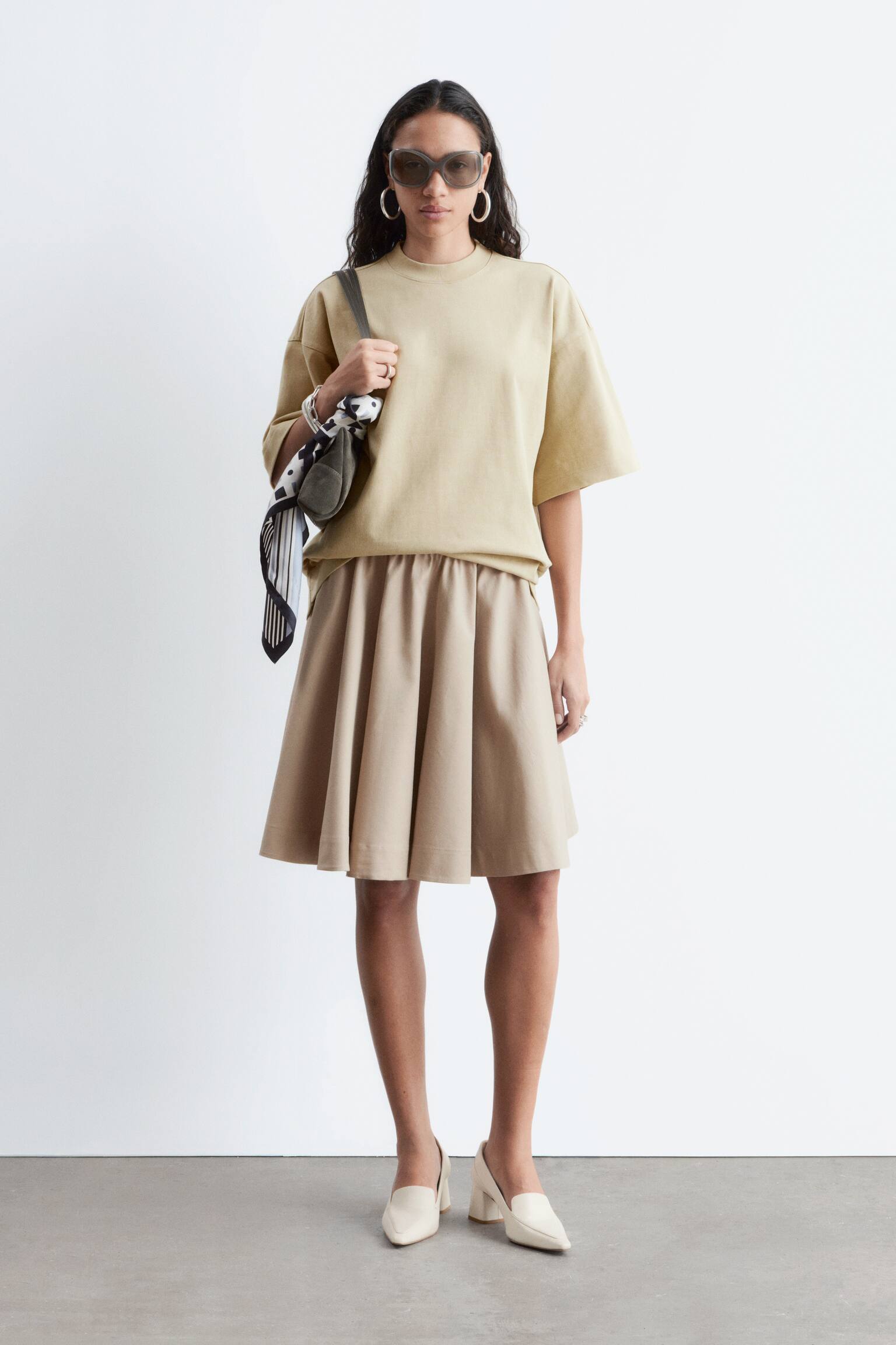 Oversized katoenen T-shirt - Muted Yellow/Off-White - 3