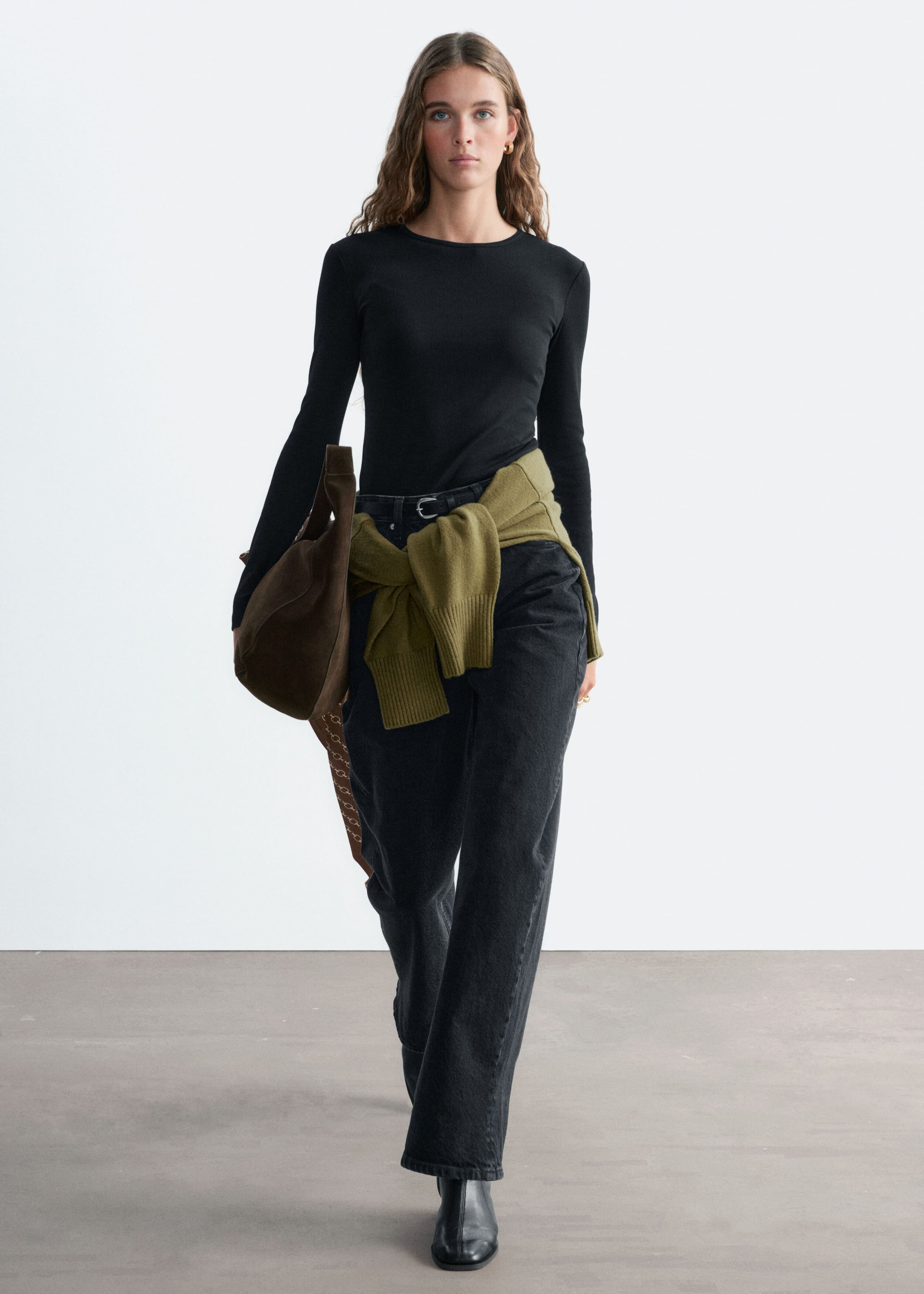 Maglia a maniche lunghe con finitura a coste - Nero - Lookbook