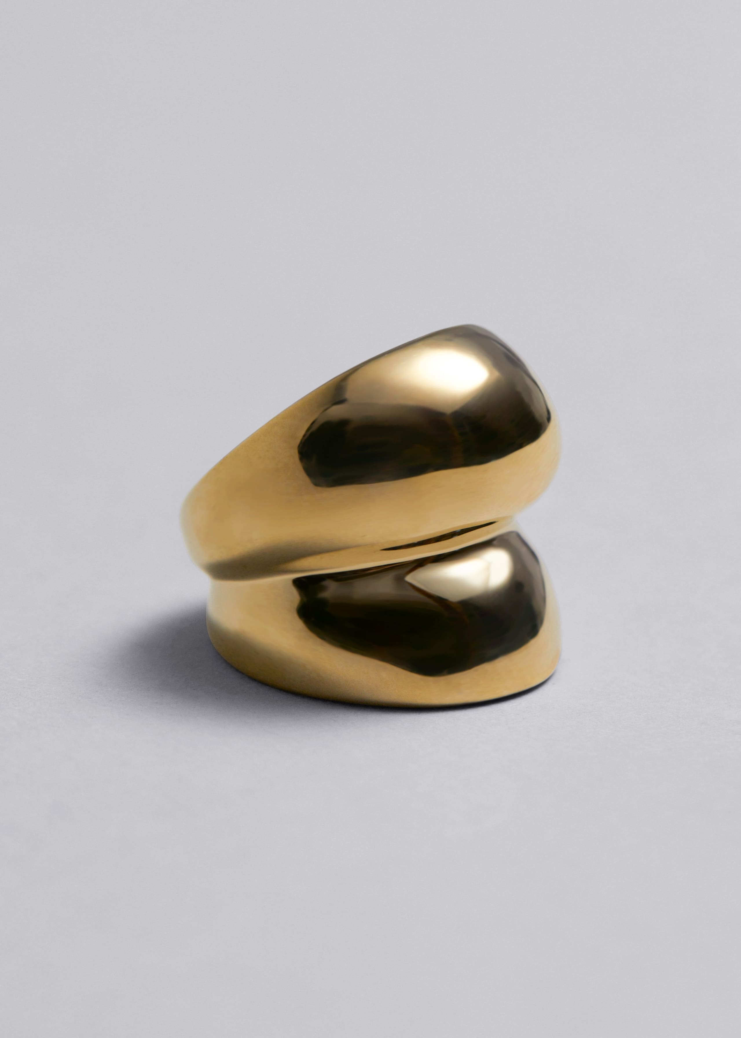 Podwójny pierścionek w kształcie kopuły – Srebrny – Martwa natura