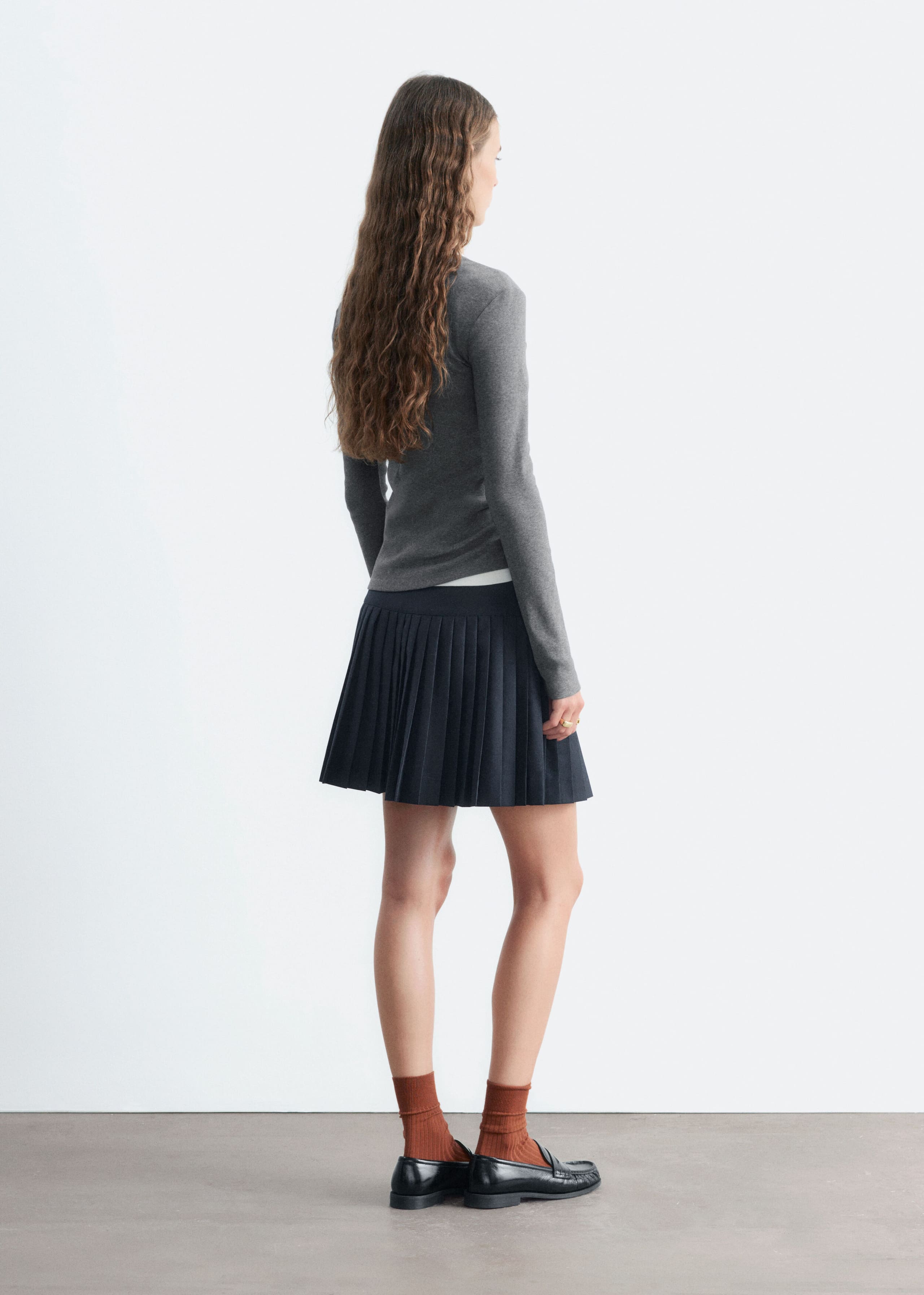 Ribbed Long-Sleeve Top - Black - Lookbook