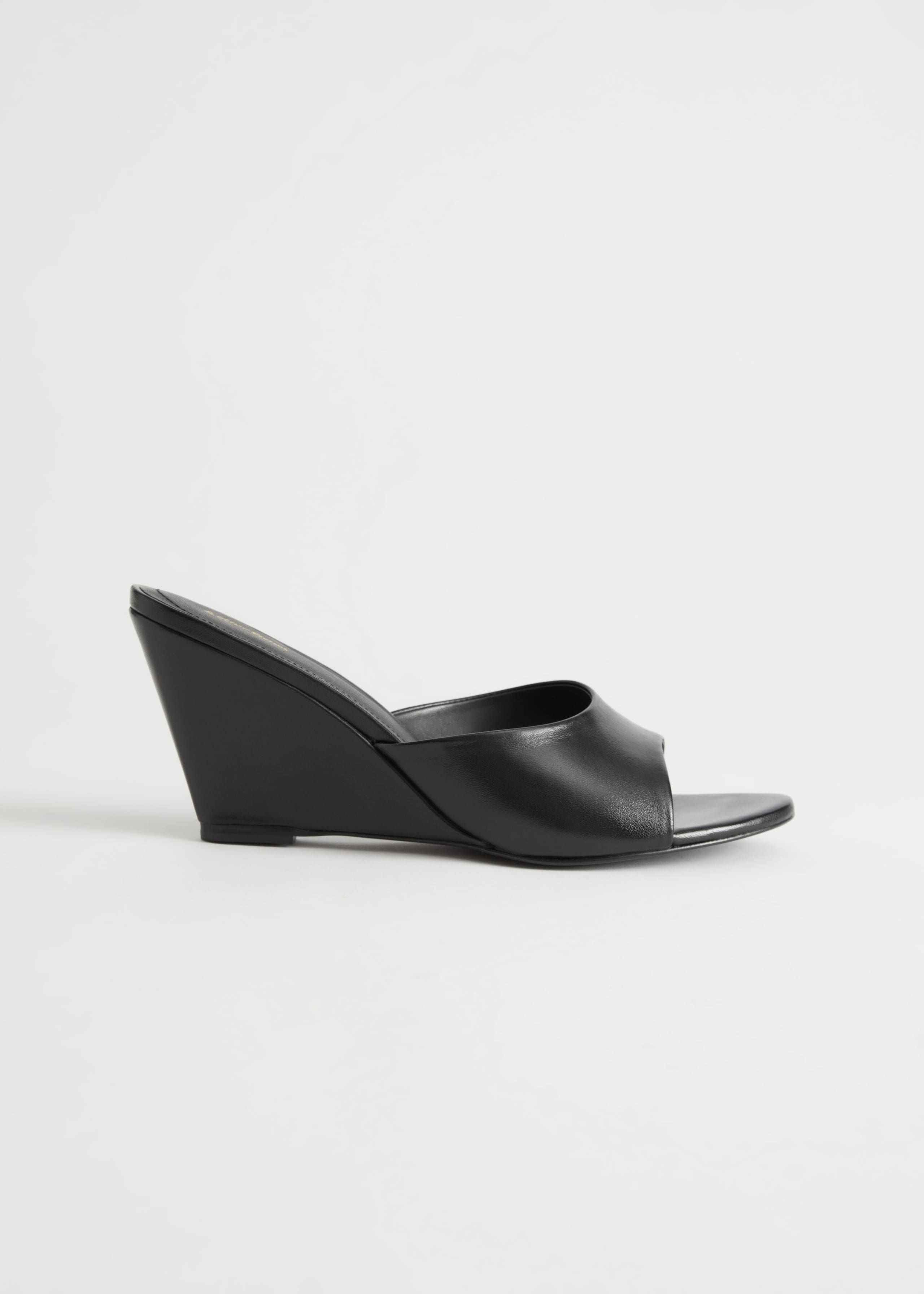 Leather Wedge Sandals - Black - Natura morta