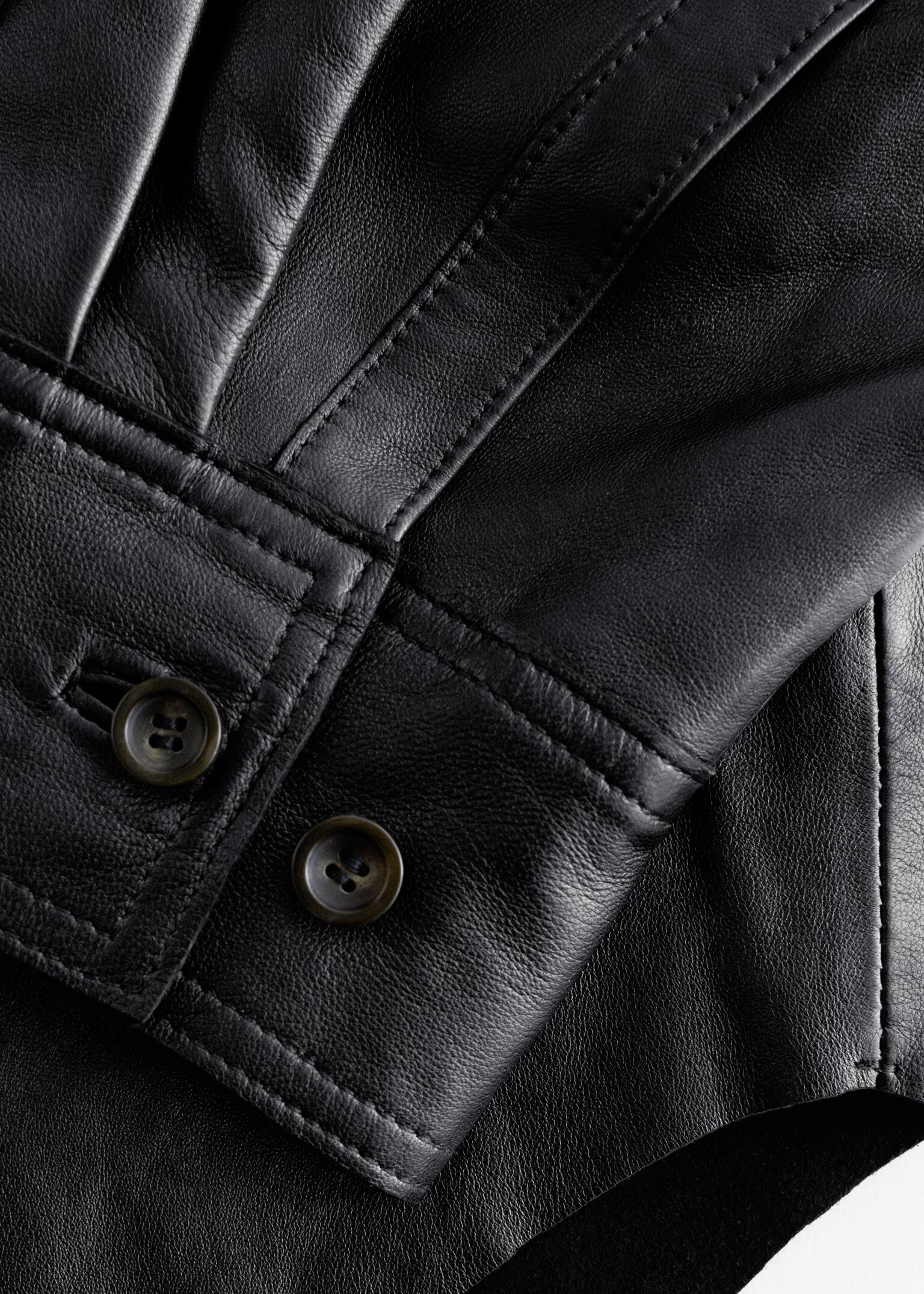 Oversized-Hemd aus Leder - Schwarz - 2