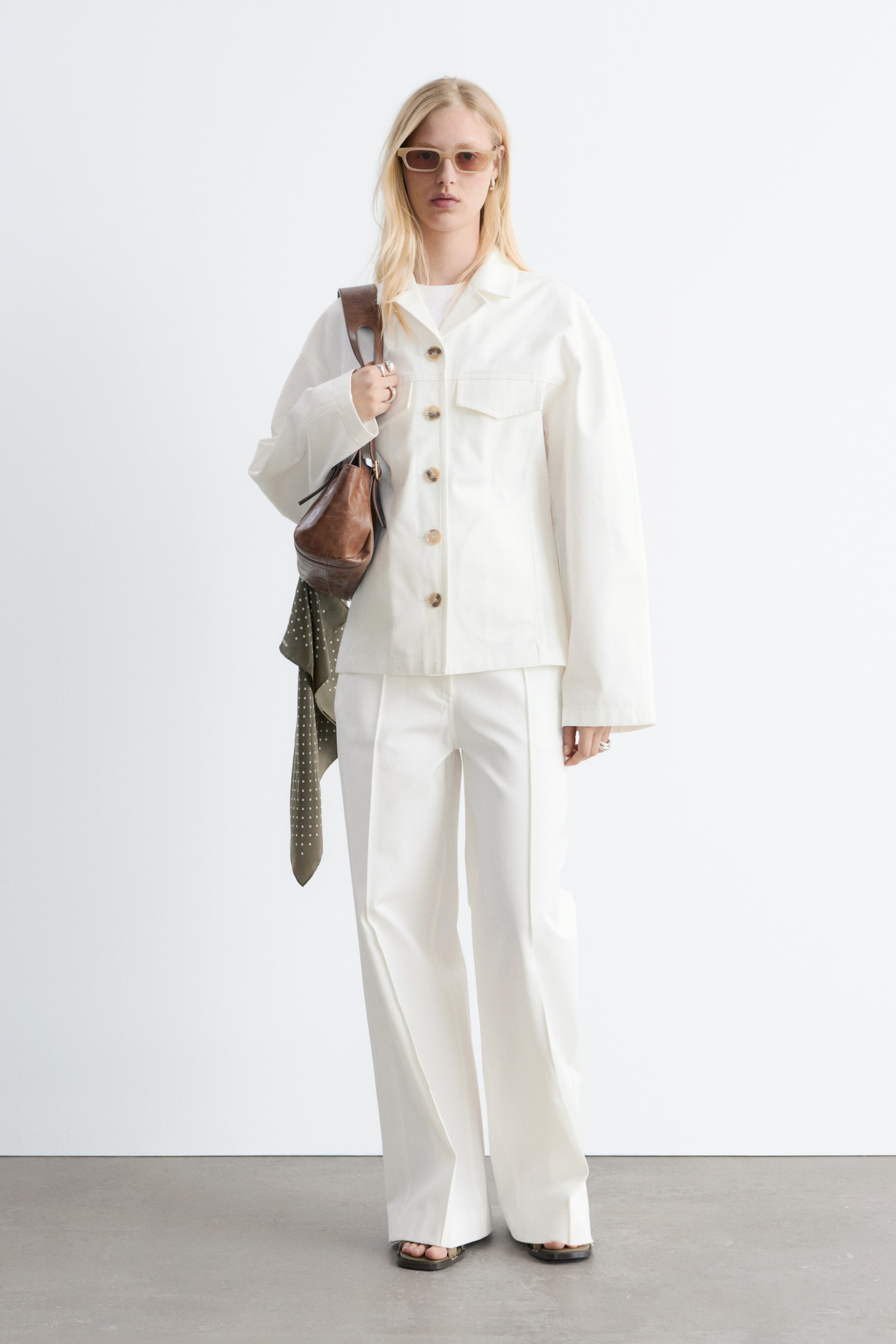 Zobrazit větší obrázek: Sako z Bavlněného Kepru - Bílá  - ŽENY | H&M CZ 1