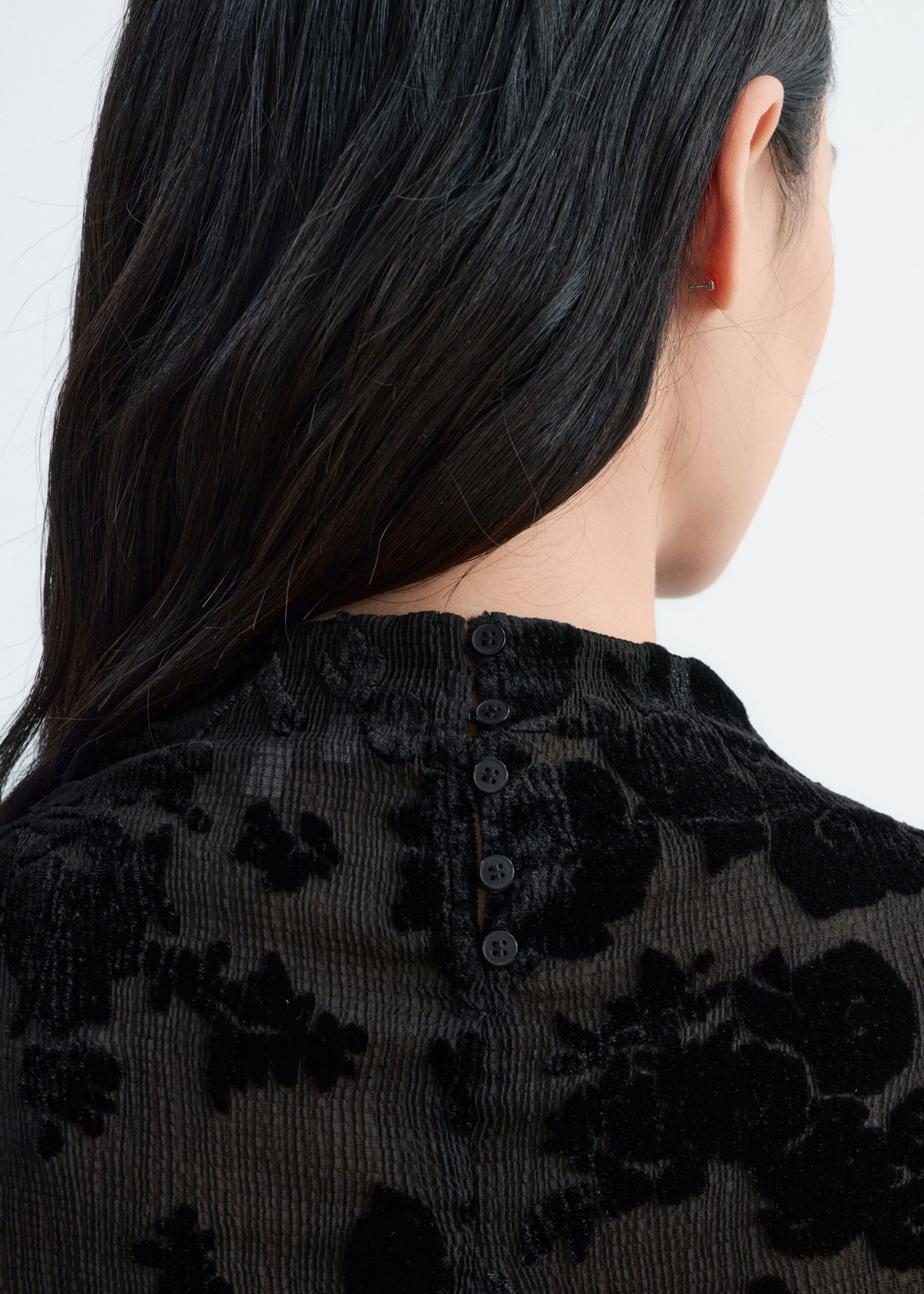 Velvet Floral Blouse - Black - Lookbook