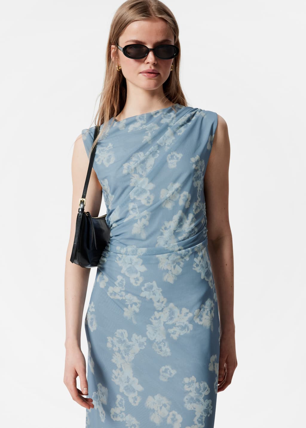 Vestido midi drapeado sin mangas - Azul oscuro - Lookbook