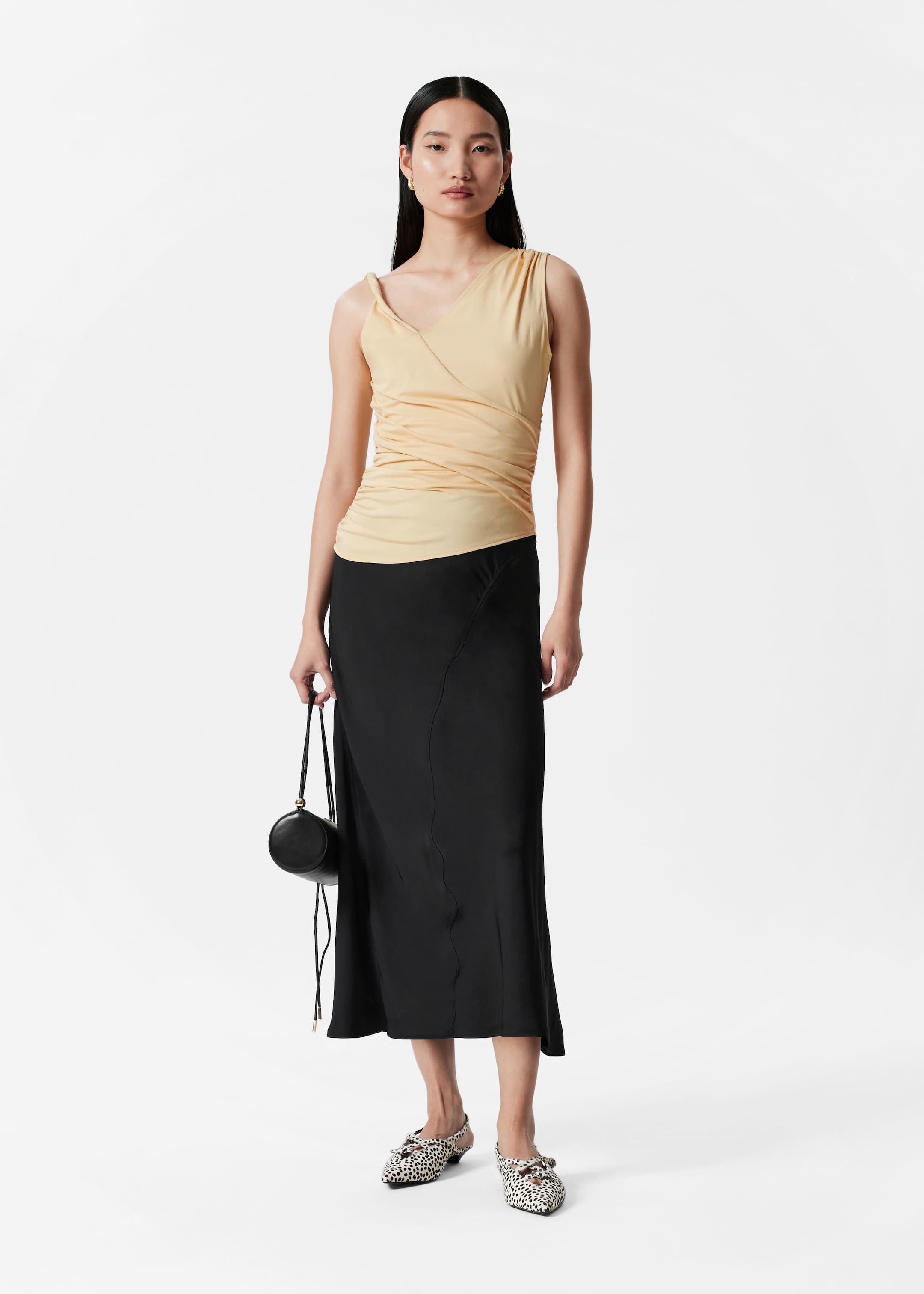 Se større billede: Midinederdel i satin - Sort - DAME | H&M DK 1