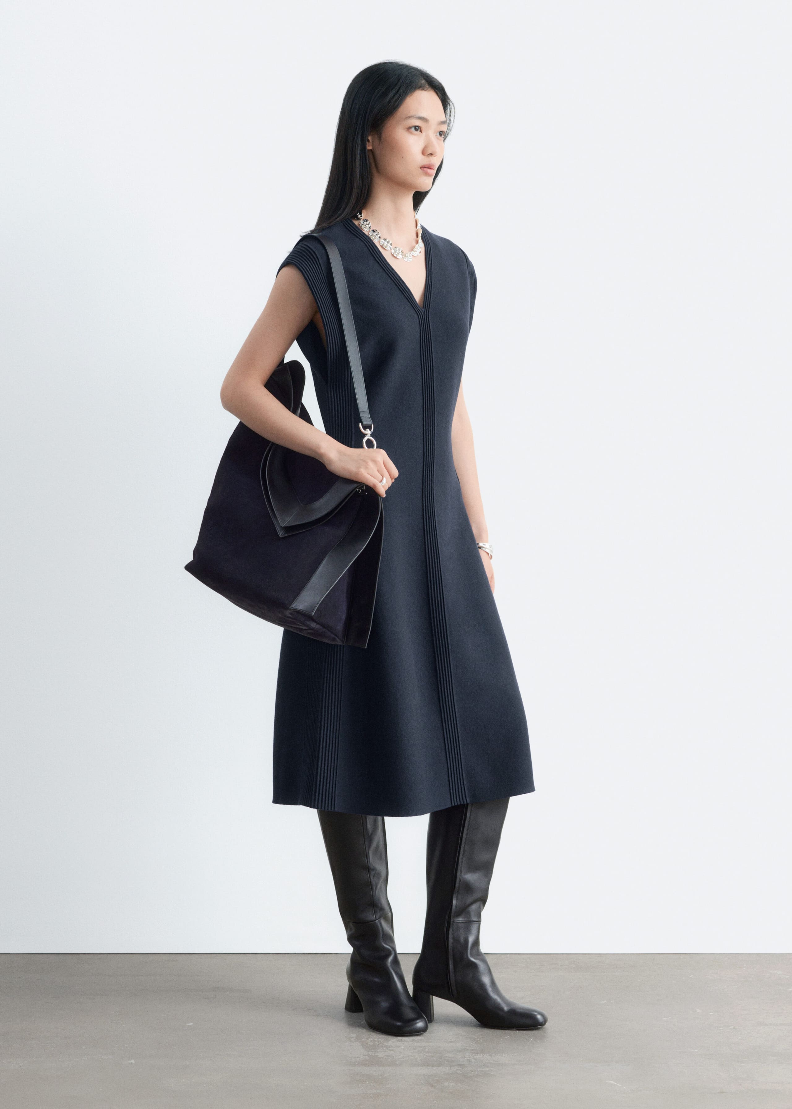 Cotton-Wool Midi Dress - Dark Blue - Lookbook