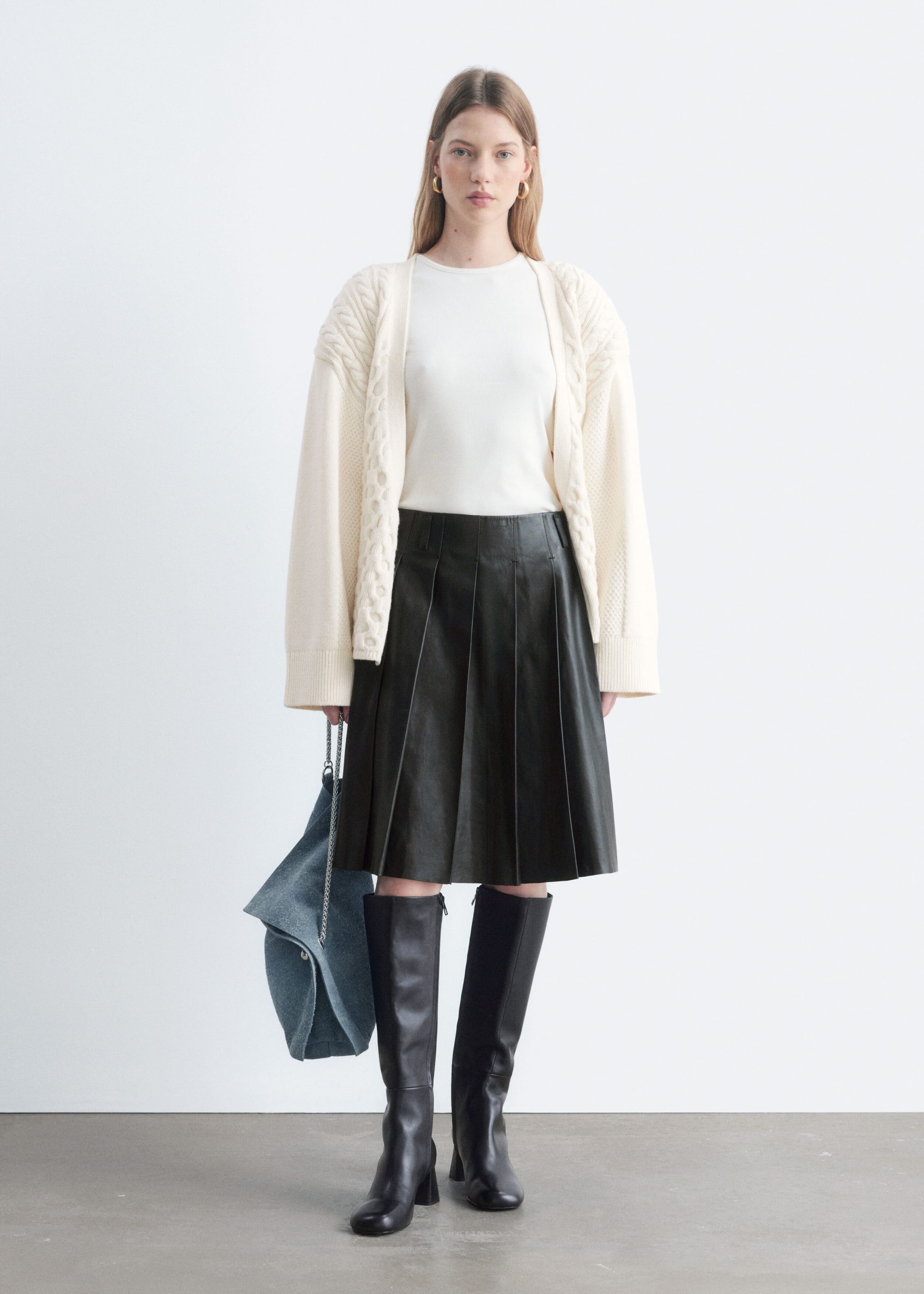 Geplooide leren rok - Zwart - Lookbook
