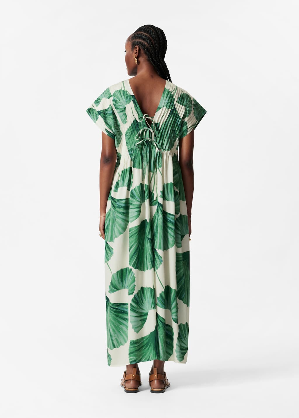Vestido midi plisado - Crema - Lookbook