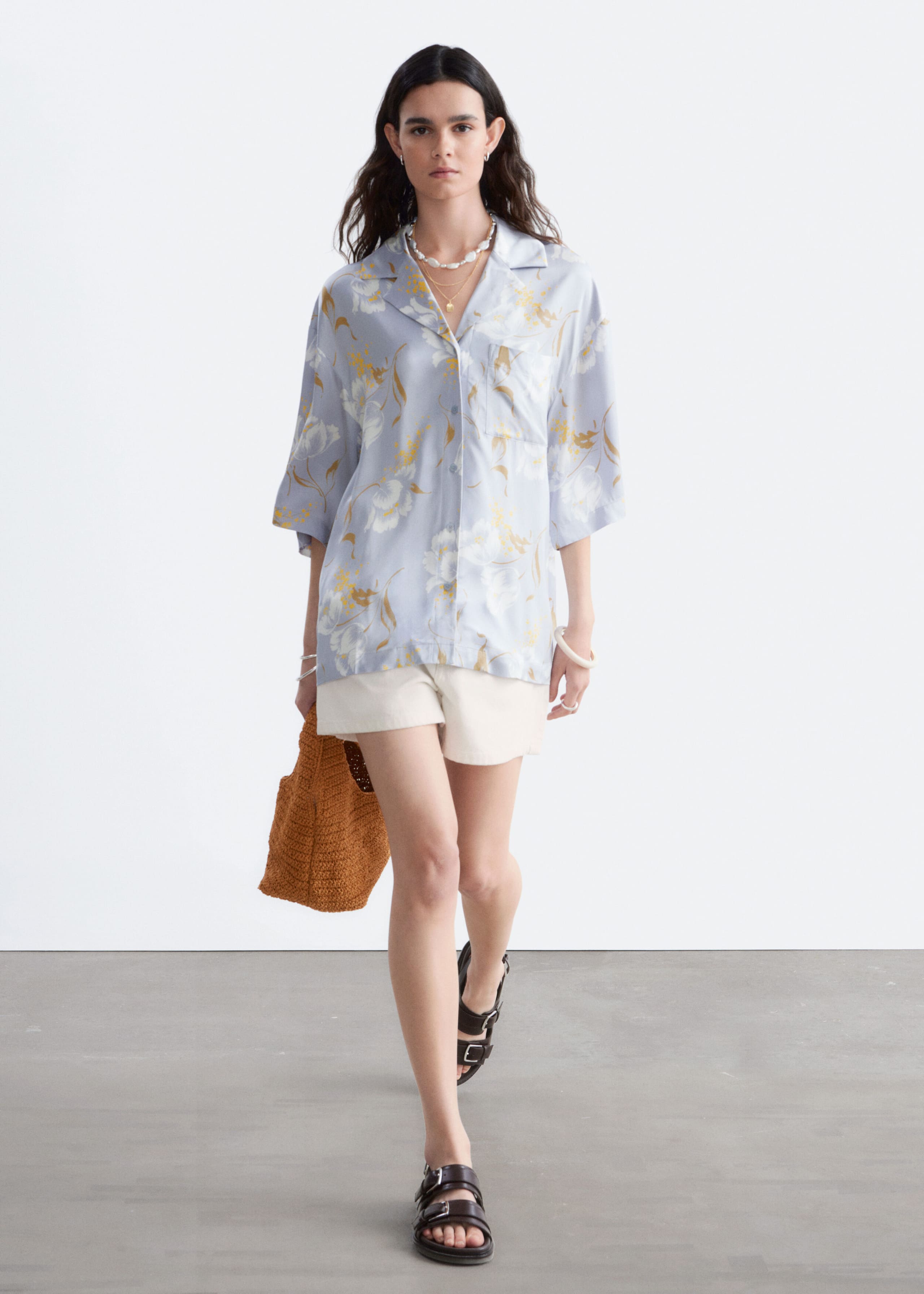 Oversized Resort Shirt - Bleu clair / Motif fleuri - Lookbook