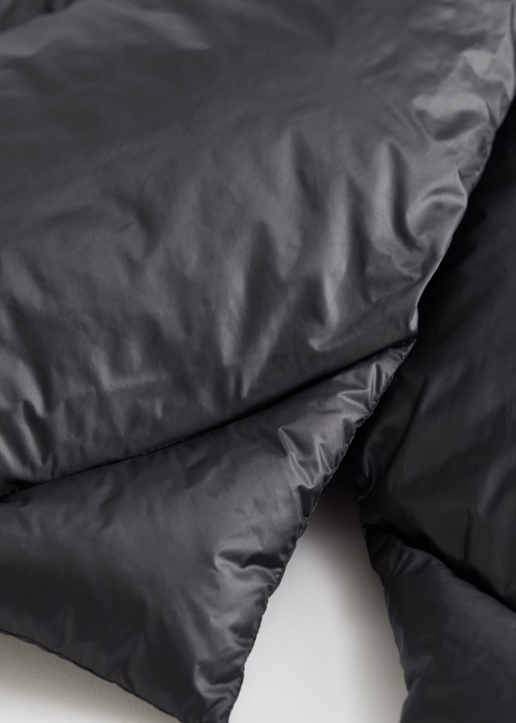 Down Padded Scarf - {{variantName}} - Detalle descriptivo