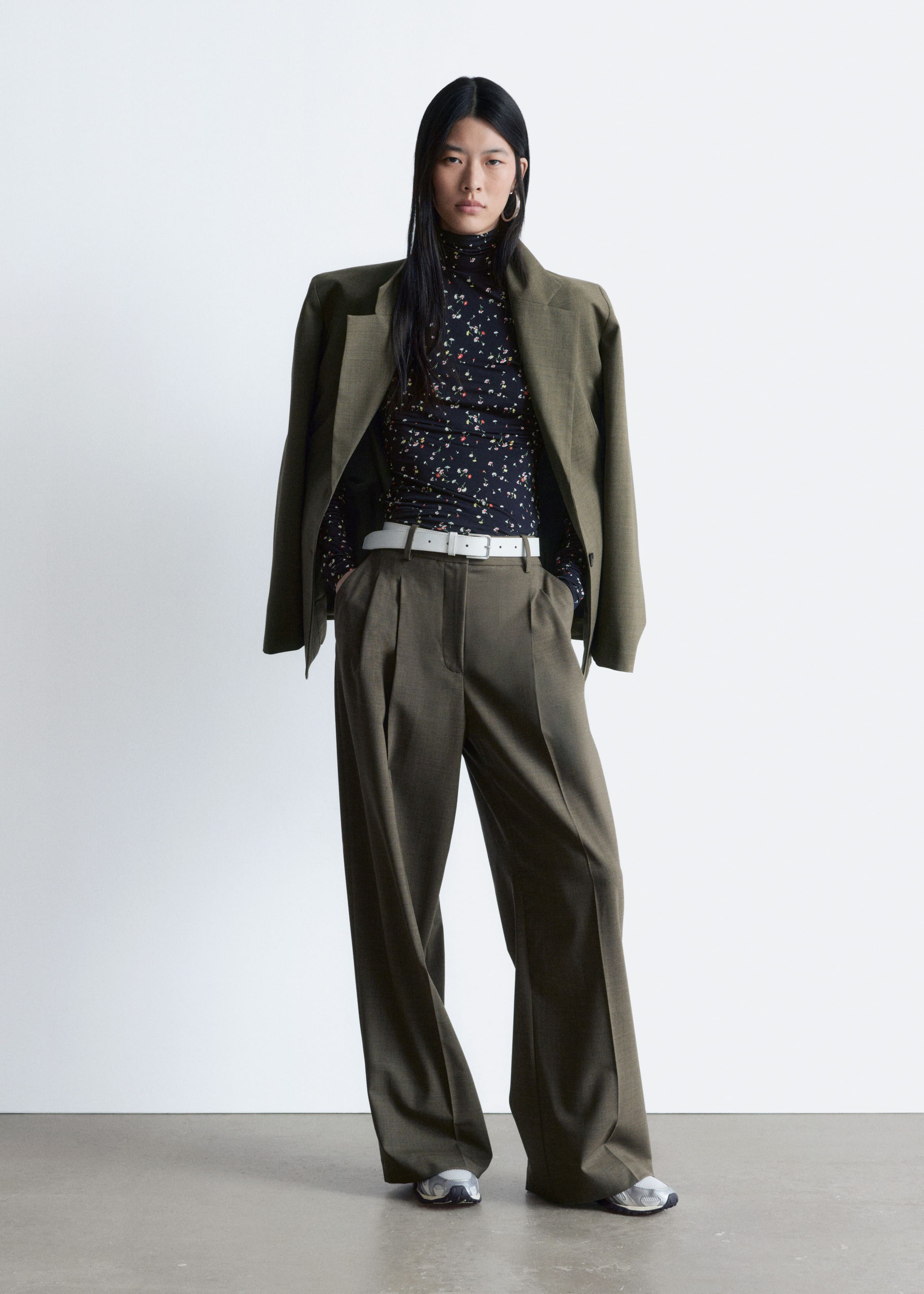 Image of New Balance 204L Sneakers