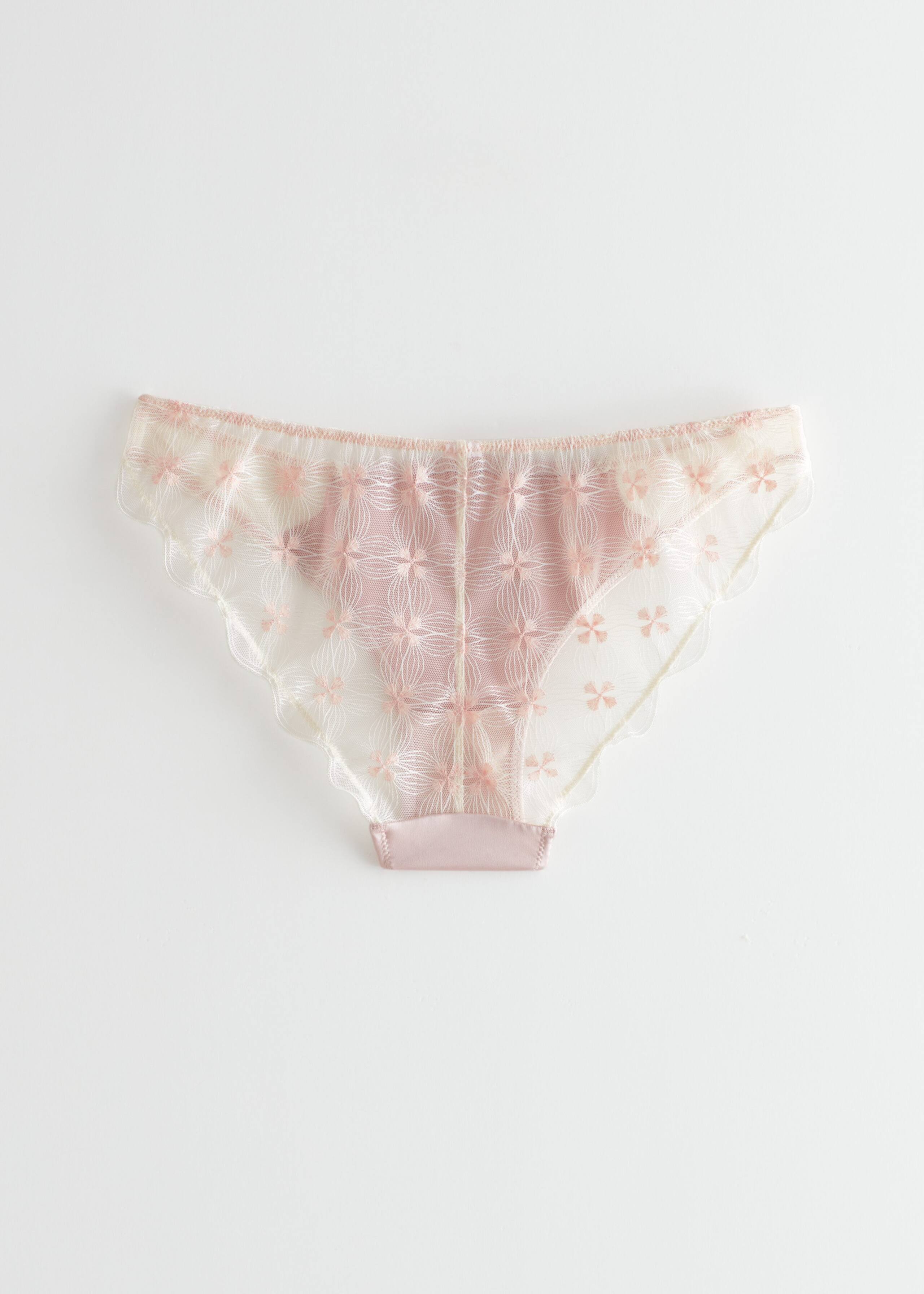 Scalloped Floral Lace Satin Briefs - Pearl - Natura morta