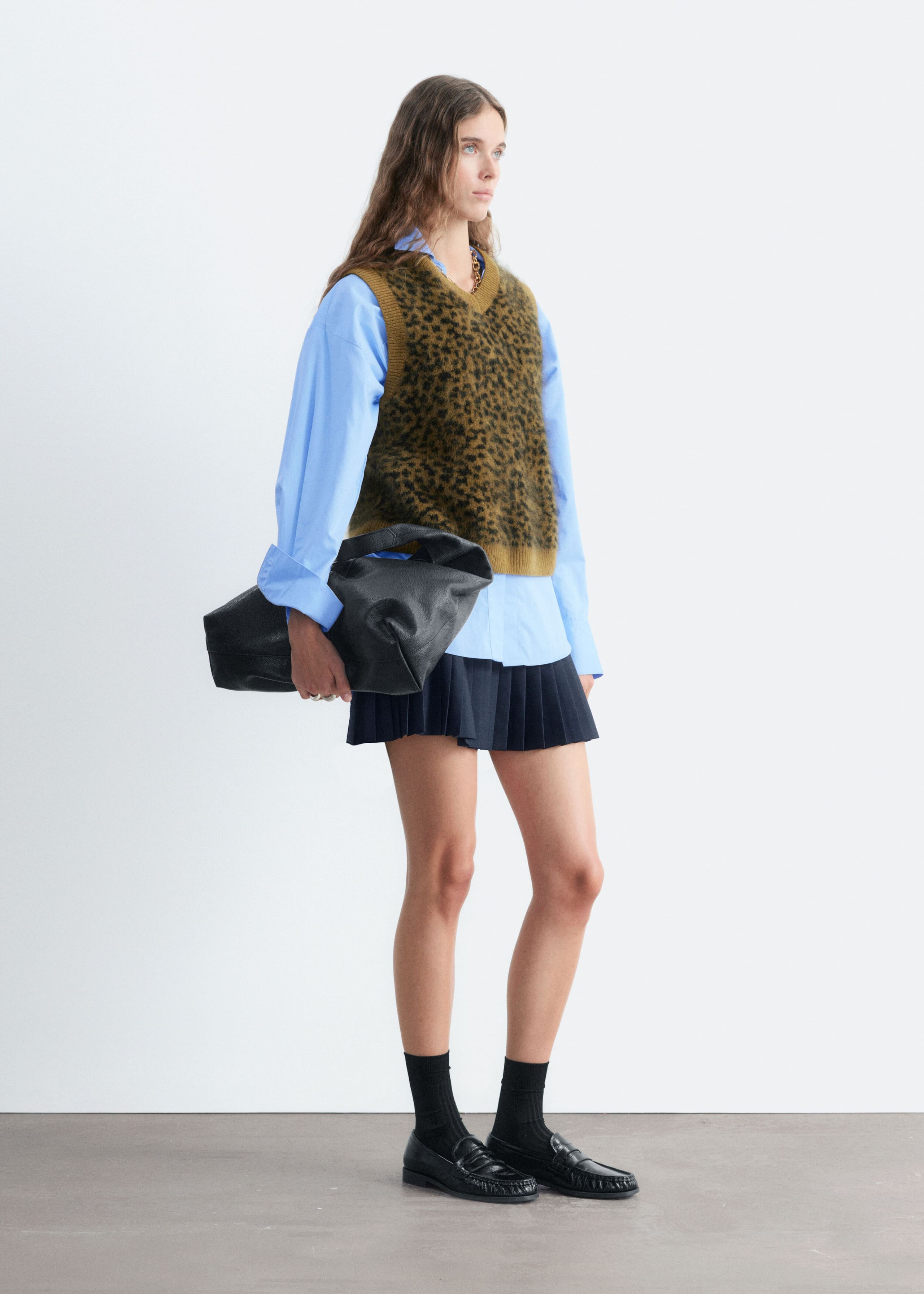Jacquard-Weste aus gebürsteter Wolle - Khaki/Leopardenmuster - Lookbook