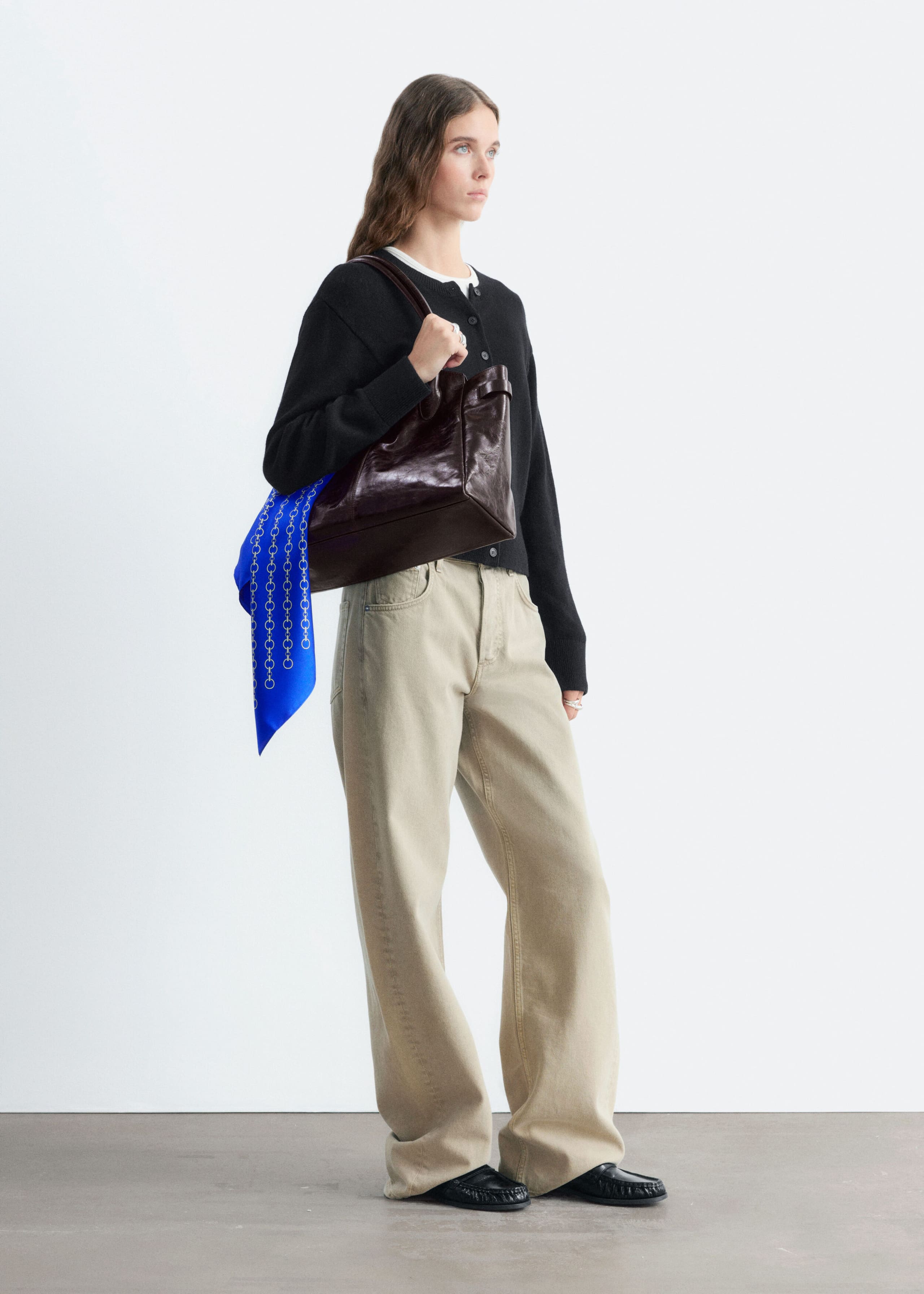 Thin-Knit Cardigan - Black - Lookbook